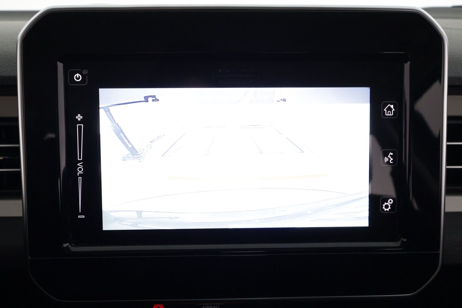 Suzuki Ignis 2021 1,2 DUALJET 4WD GLX 5MT HYBRID * Suomi-auto / Vakkari / P.kamera / LED / Navi / Lohkolämmitin * - Kahdet renkaat aluvanteilla / Merkkihuollettu