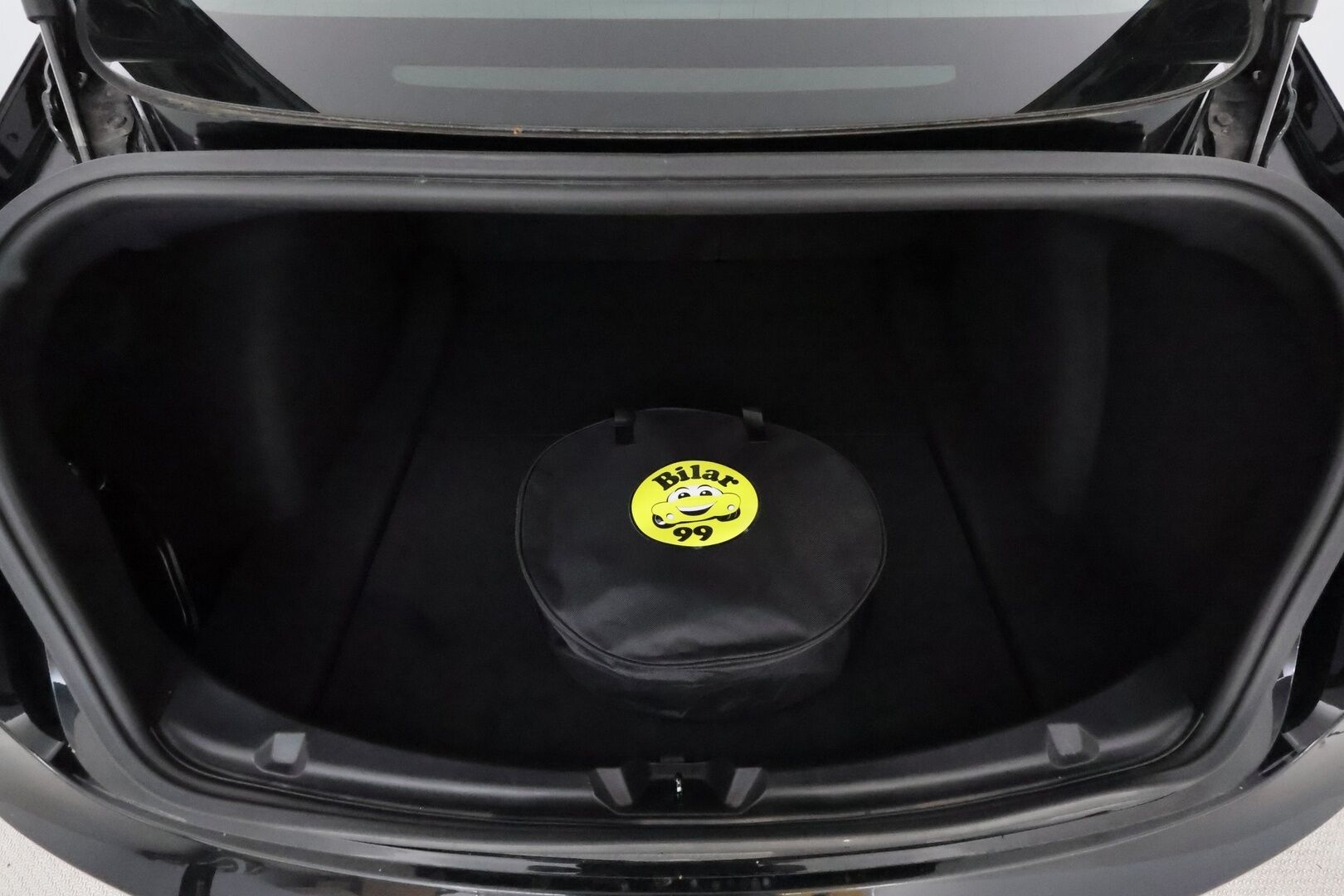 Tesla Model 3 2020 Long Range Dual Motor AWD *Adapt.vakkari / Lasikatto / Premium Audio / Autopilot / Nahkasisusta / P.kamera* - Juuri katsastettu! / Kahdet renkaat aluvanteilla