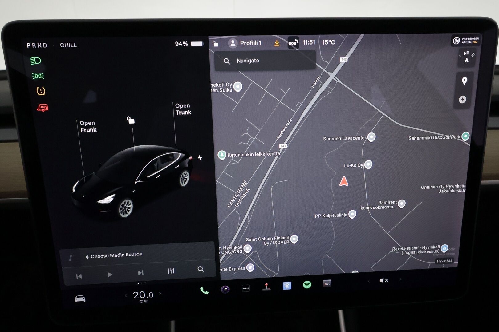 Tesla Model 3 2020 Long Range Dual Motor AWD *Adapt.vakkari / Lasikatto / Premium Audio / Autopilot / Nahkasisusta / P.kamera* - Juuri katsastettu! / Kahdet renkaat aluvanteilla