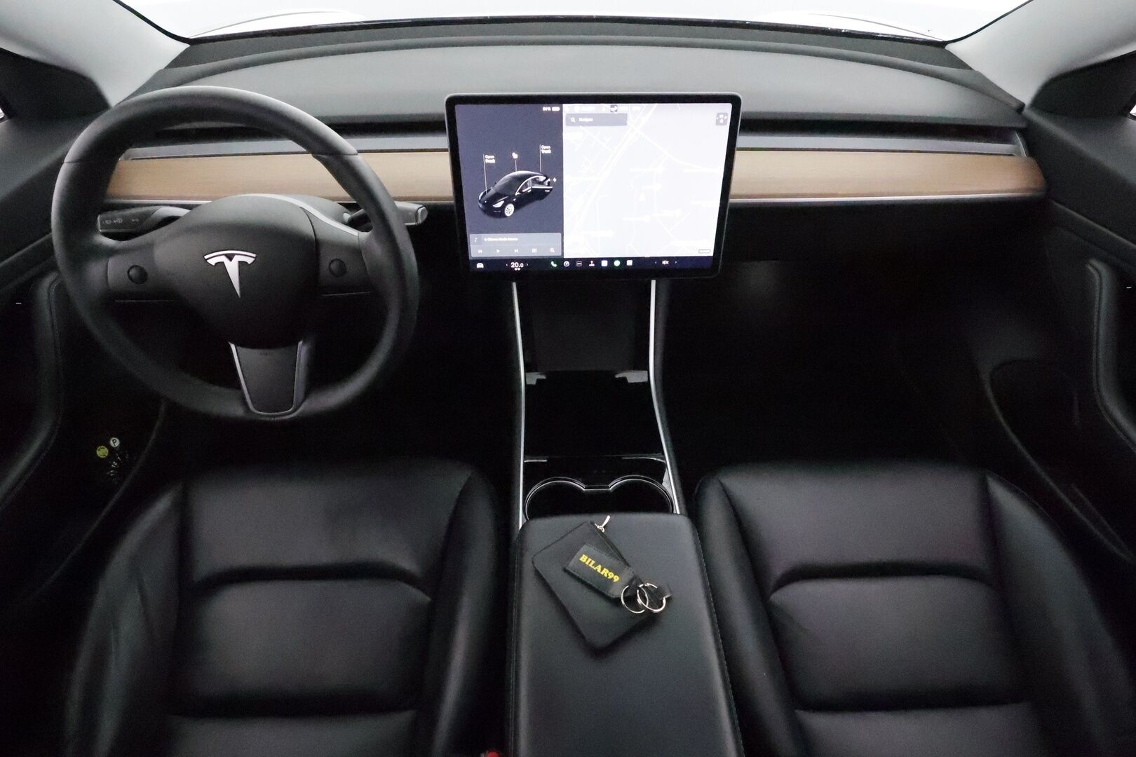 Tesla Model 3 2020 Long Range Dual Motor AWD *Adapt.vakkari / Lasikatto / Premium Audio / Autopilot / Nahkasisusta / P.kamera* - Juuri katsastettu! / Kahdet renkaat aluvanteilla