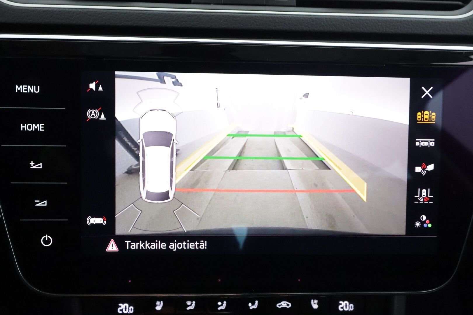 Skoda Superb 2018 Combi 2,0 TDI 190 4x4 L&K DSG Autom. - | ACC | Webasto | Koukku | Hierova muistipenkki | Canton | Ilmastoidut Nahat | P.Kamera | LED | Apple&Android | Kahdet Renkaat | Merkkihuollettu |