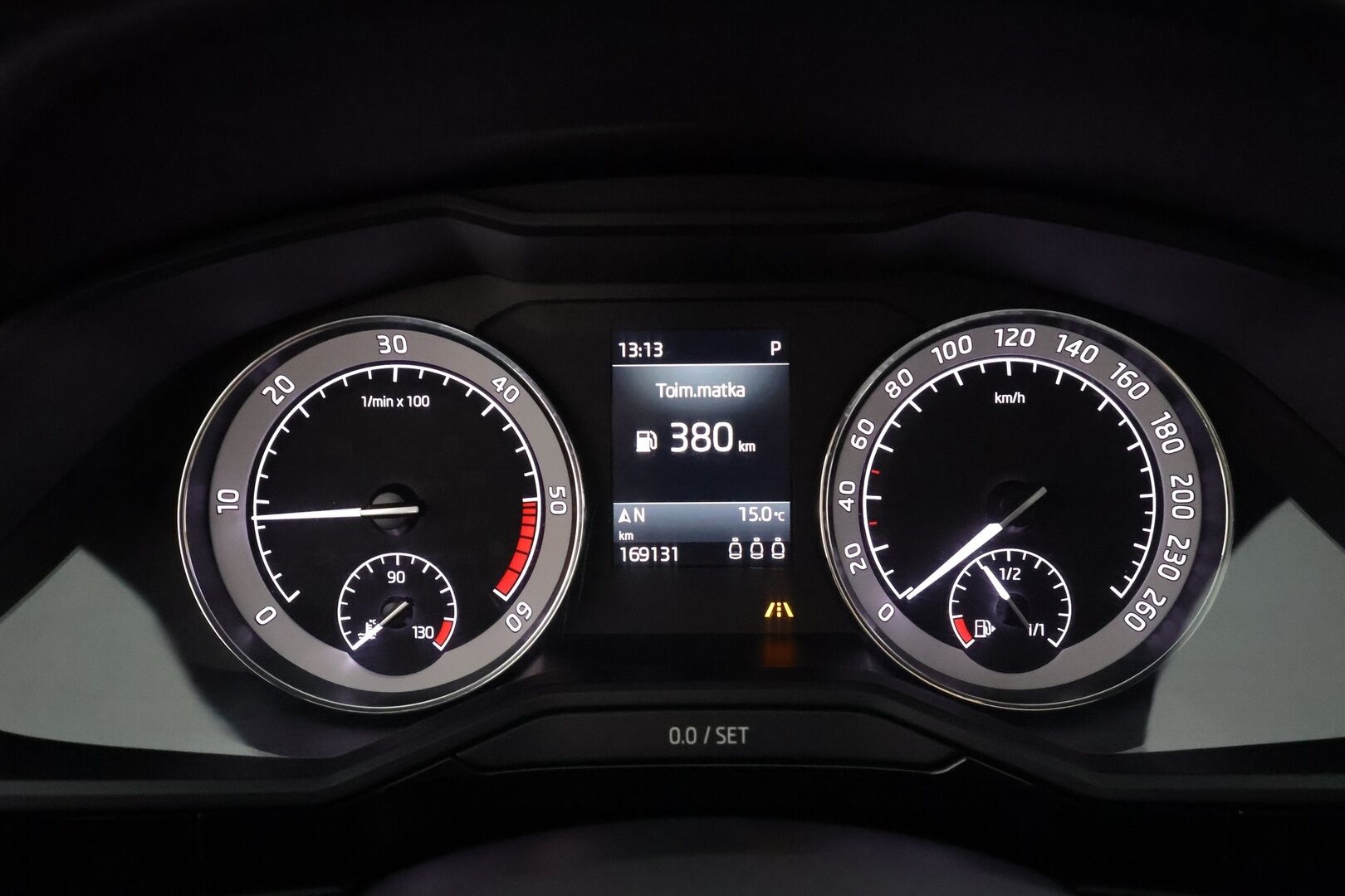 Skoda Superb 2018 Combi 2,0 TDI 190 4x4 L&K DSG Autom. - | ACC | Webasto | Koukku | Hierova muistipenkki | Canton | Ilmastoidut Nahat | P.Kamera | LED | Apple&Android | Kahdet Renkaat | Merkkihuollettu |