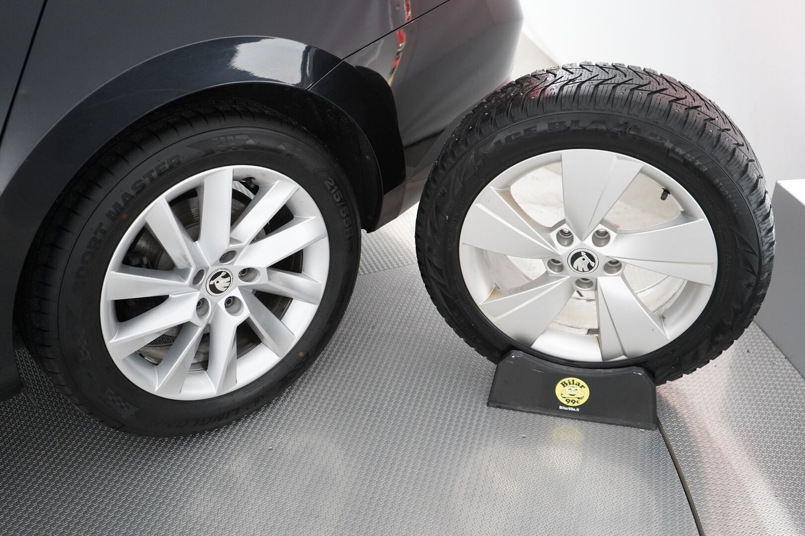 SKODA SUPERB 2018 2.0 TDI Combi 150 Style DSG Autom. *Adapt.Vakkari / Sähköluukku / Muistipenkit / Navi / Apple&Android* - *Uudella näytöllä! / Juuri tullut* - HULLUT AVAJAISHULINAT KORKOTARJOUS 3,29 %