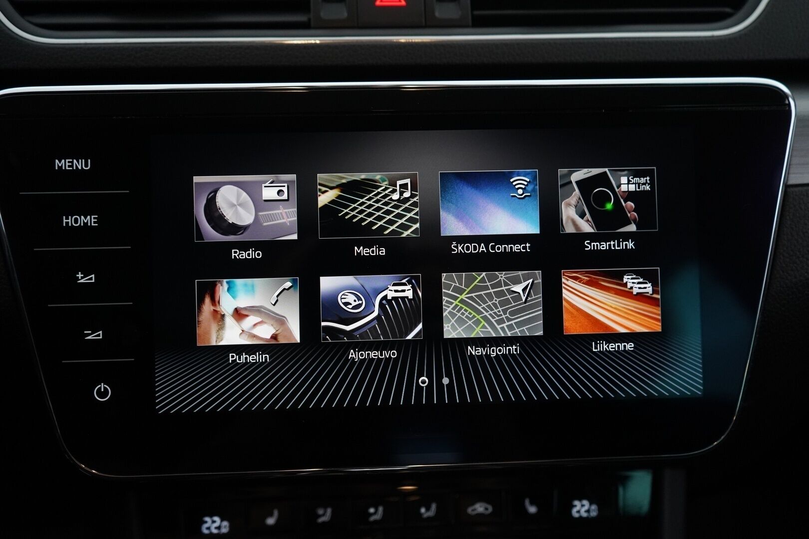 SKODA SUPERB 2018 2.0 TDI Combi 150 Style DSG Autom. *Adapt.Vakkari / Sähköluukku / Muistipenkit / Navi / Apple&Android* - *Uudella näytöllä! / Juuri tullut*