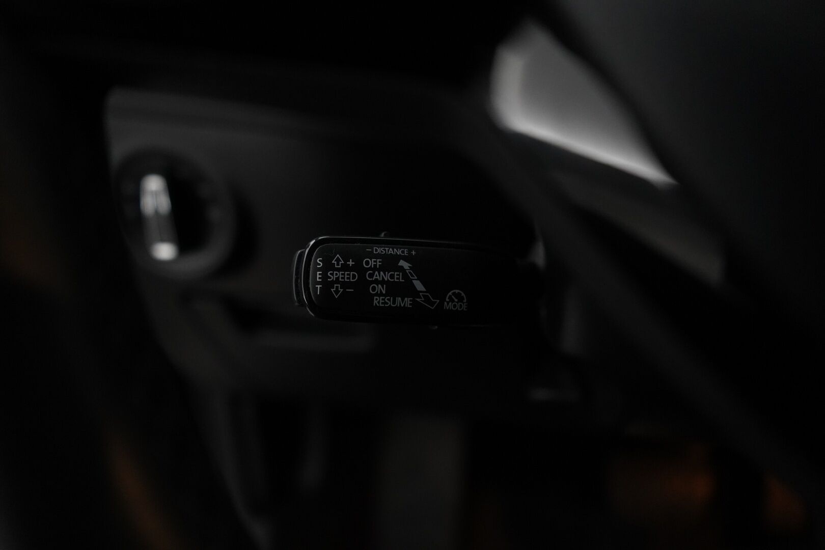 SKODA SUPERB 2018 2.0 TDI Combi 150 Style DSG Autom. *Adapt.Vakkari / Sähköluukku / Muistipenkit / Navi / Apple&Android* - *Uudella näytöllä! / Juuri tullut*