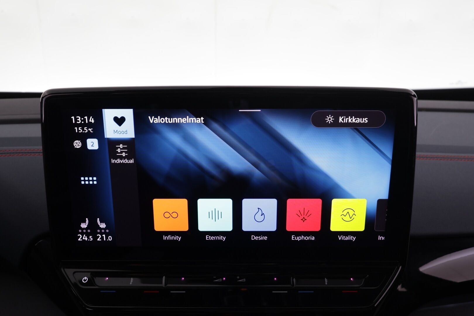 Volkswagen ID.4 2022 GTX Dual Motor AWD Business Max,akku 77 kWh * ACC / HUD / 360° / ILP / Lasikatto / IQ.Light / Muistipenkit hieronnalla * - 1.Om Suomi-auto / Kahdet renkaat aluvanteilla