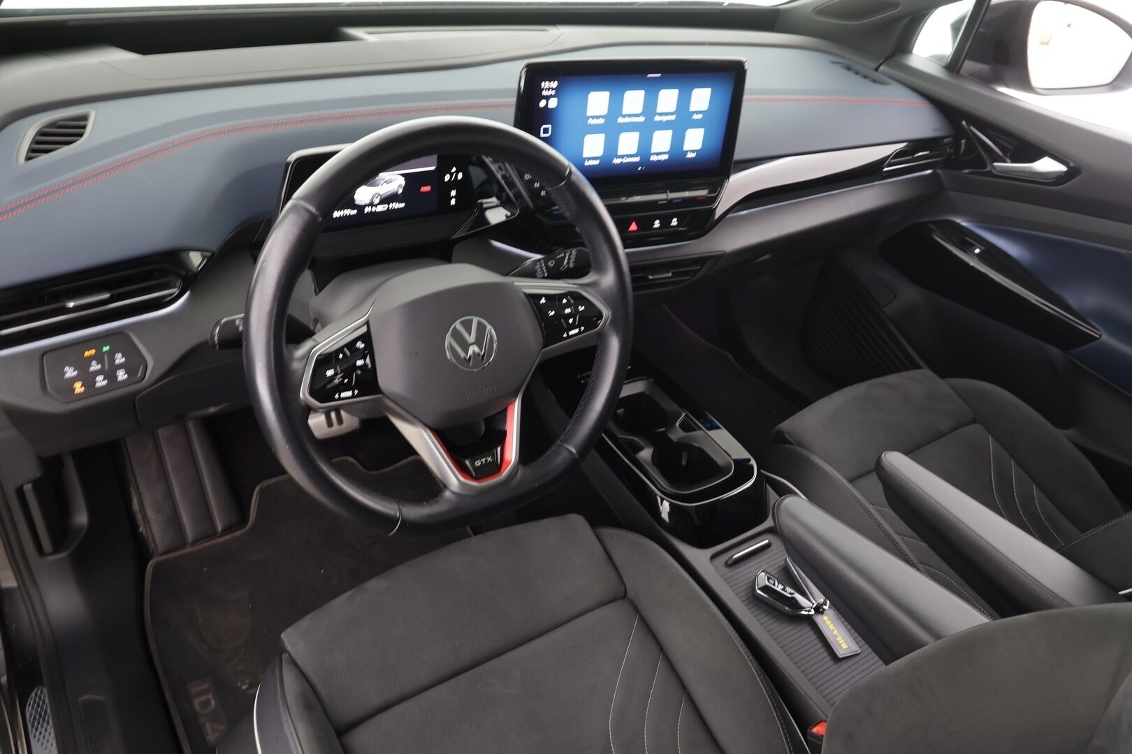 Volkswagen ID.4 2022 GTX Dual Motor AWD Business Max,akku 77 kWh * ACC / HUD / 360° / ILP / Lasikatto / IQ.Light / Muistipenkit hieronnalla * - 1.Om Suomi-auto / Kahdet renkaat aluvanteilla