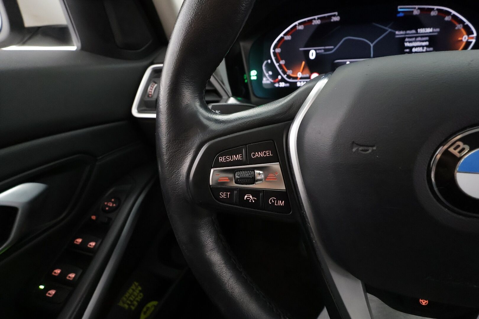 BMW 320 2022 G21 Touring 320d A xDrive Business MHEV * ACC / Sporttinahat / Hifi / LED / Comfort access / P:tutkat * - 1.Om Suomi-auto / Kahdet renkaat / Merkkihuollettu