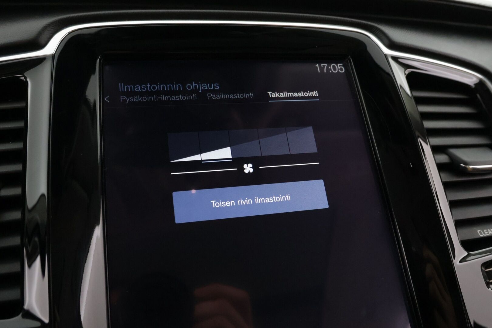 Volvo XC90 2016 D5 AWD Inscription Aut * ACC / Webasto / B&W / 360°-kamera / Panorama / HUD / Ilmastoidut muistinahat / Vetokoukku * - Ilma-alusta / Keyless / BLISS - HULLUT AVAJAISHULINAT KORKOTARJOUS 3,29 %