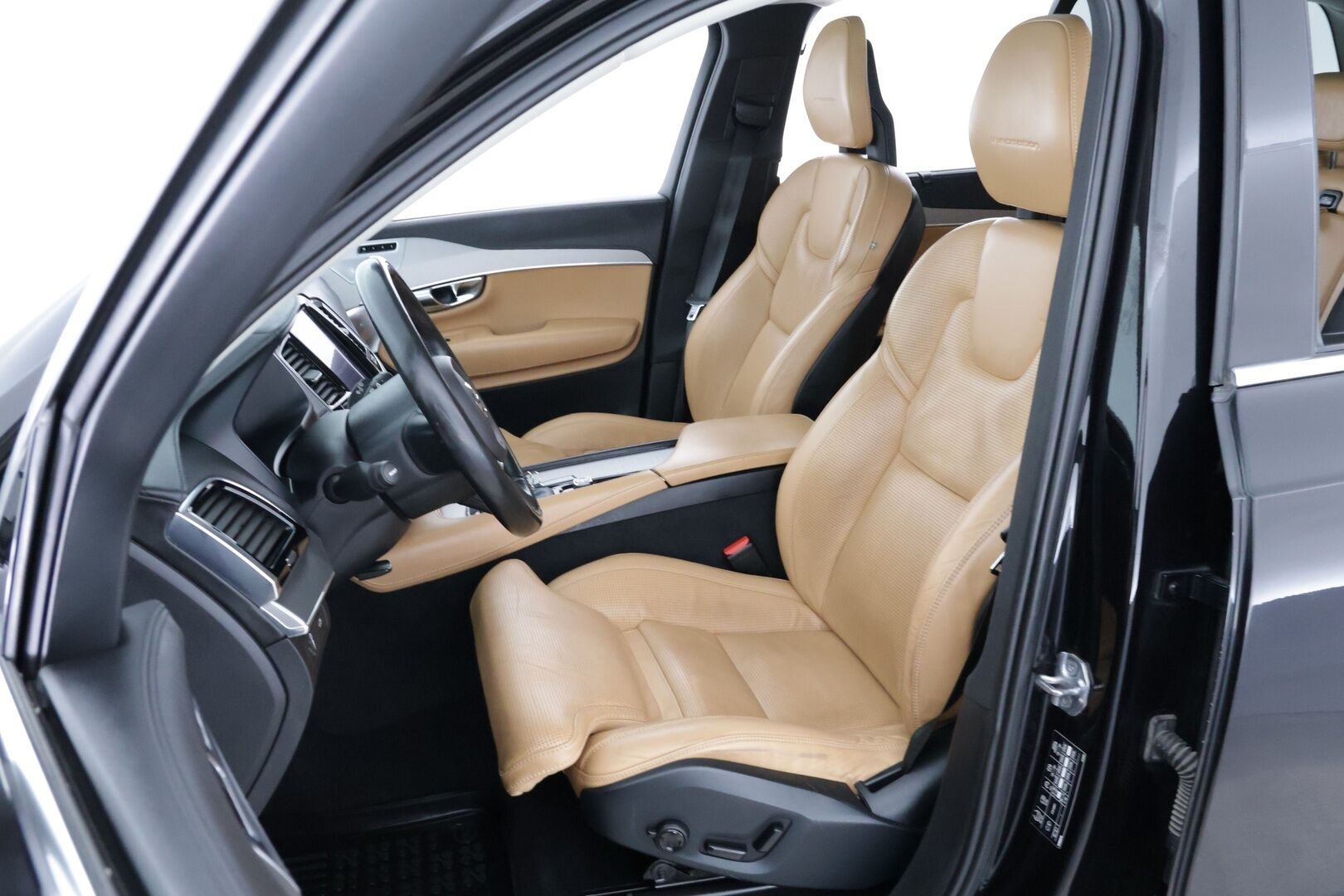 Volvo XC90 2016 D5 AWD Inscription Aut *Webasto / Panorama / HUD / Blis / B&W / Keyless / Ilmastoidut muistinahat*