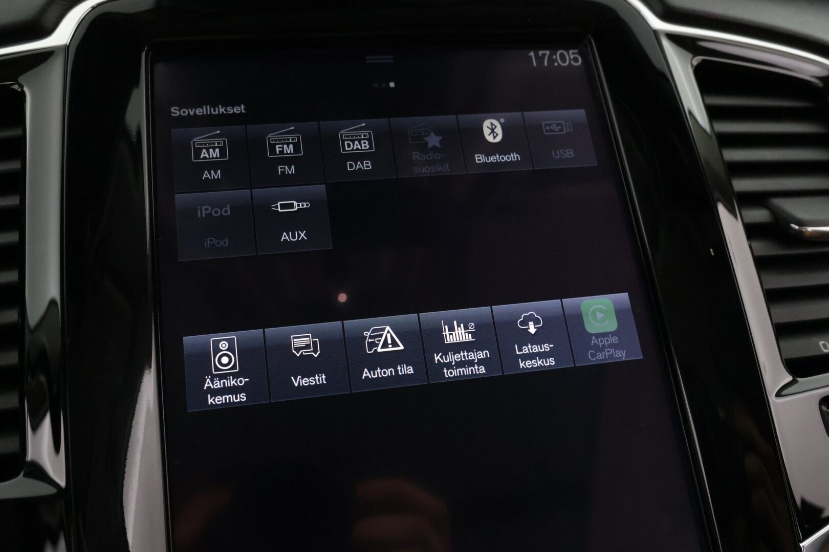 Volvo XC90 2016 D5 AWD Inscription Aut *Webasto / Panorama / HUD / Blis / B&W / Keyless / Ilmastoidut muistinahat*