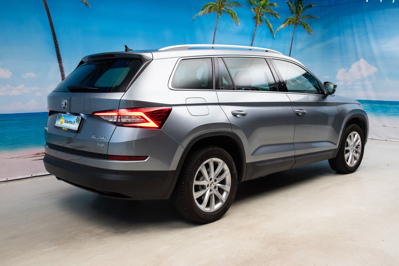 SKODA KODIAQ 2018 2.0 TSI 4x4 Style DSG aut. *ACC / Kamera / Koukku / Webasto* - Tulossa myyntiin! / Juuri huollettu / Kahdet renkaat ja vanteet 