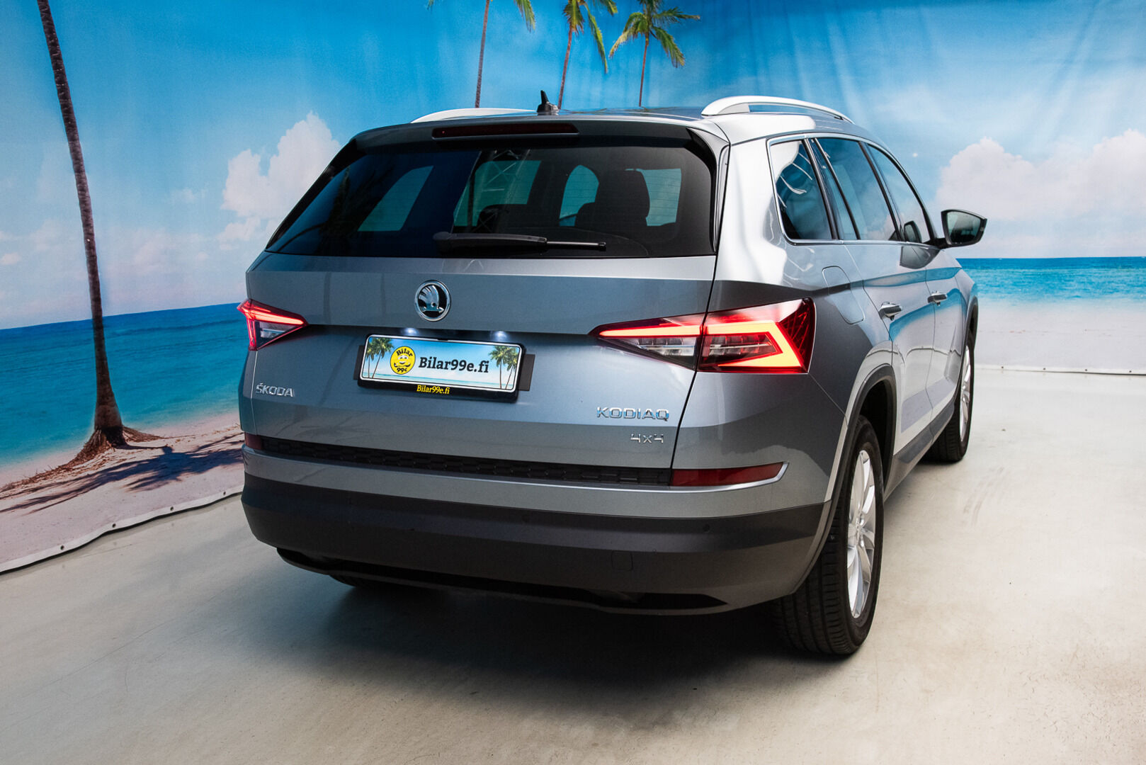 SKODA KODIAQ 2018 2.0 TSI 4x4 Style DSG aut. *ACC / Kamera / Koukku / Webasto* - Tulossa myyntiin! / Juuri huollettu / Kahdet renkaat ja vanteet 