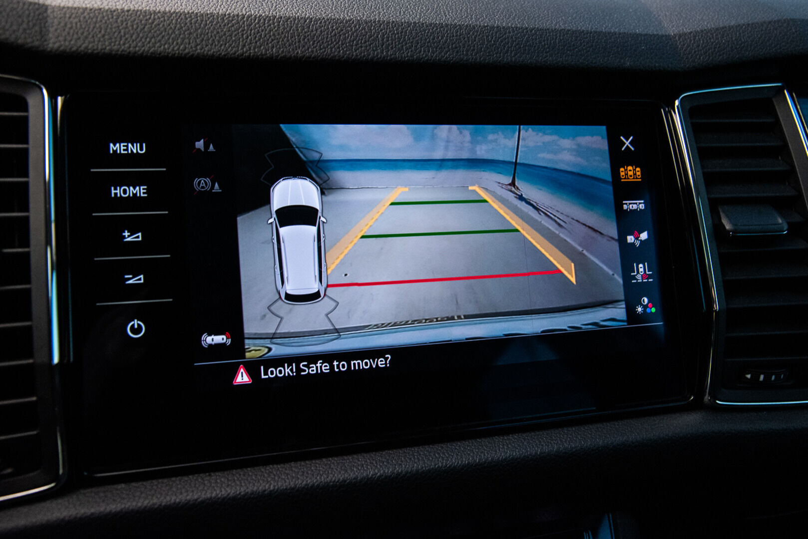 SKODA KODIAQ 2018 2.0 TSI 4x4 Style DSG aut. *ACC / Kamera / Koukku / Webasto* - Tulossa myyntiin! / Juuri huollettu / Kahdet renkaat ja vanteet 