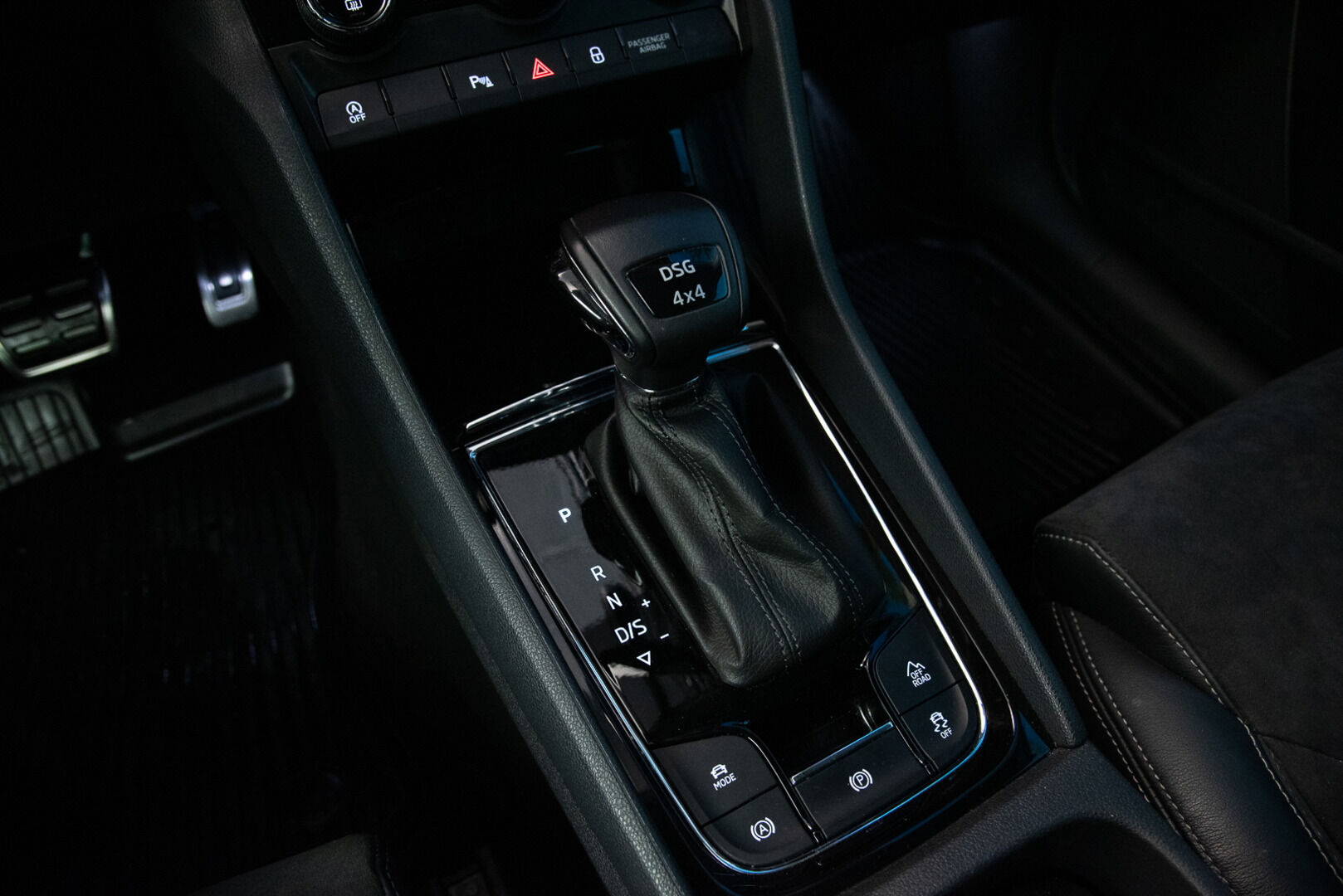 SKODA KODIAQ 2018 2.0 TSI 4x4 Style DSG aut. *ACC / Kamera / Koukku / Webasto* - Tulossa myyntiin! / Juuri huollettu / Kahdet renkaat ja vanteet 