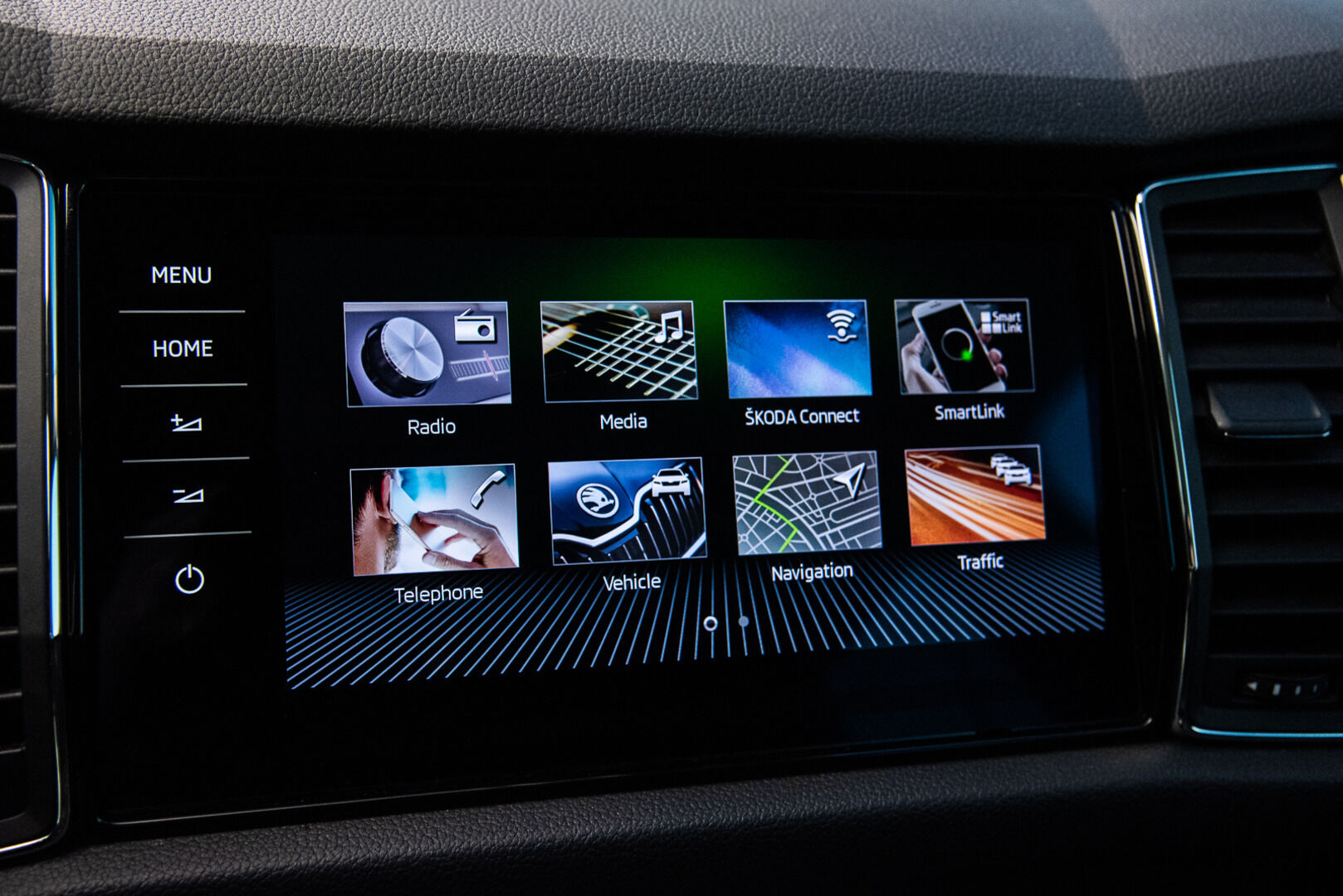 SKODA KODIAQ 2018 2.0 TSI 4x4 Style DSG aut. *ACC / Kamera / Koukku / Webasto* - Tulossa myyntiin! / Juuri huollettu / Kahdet renkaat ja vanteet 