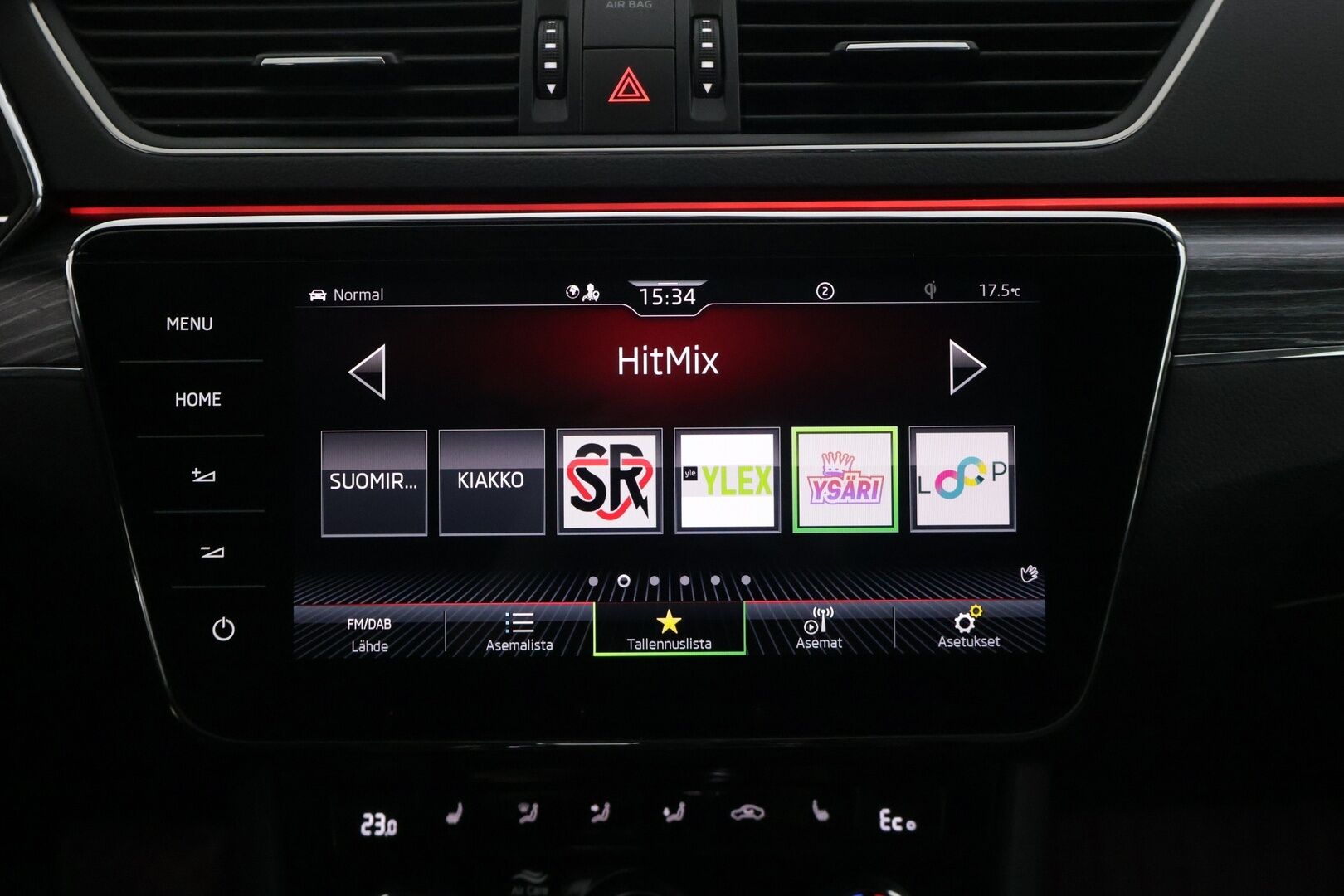 SKODA SUPERB 2020 1,4 TSI PHEV Style iV DSG Autom. *ACC / Matrix-ajovalot / Muistipenkki / P-kamera * - *Hyvin huollettu / Kahdet renkaat alumiinivanteilla *