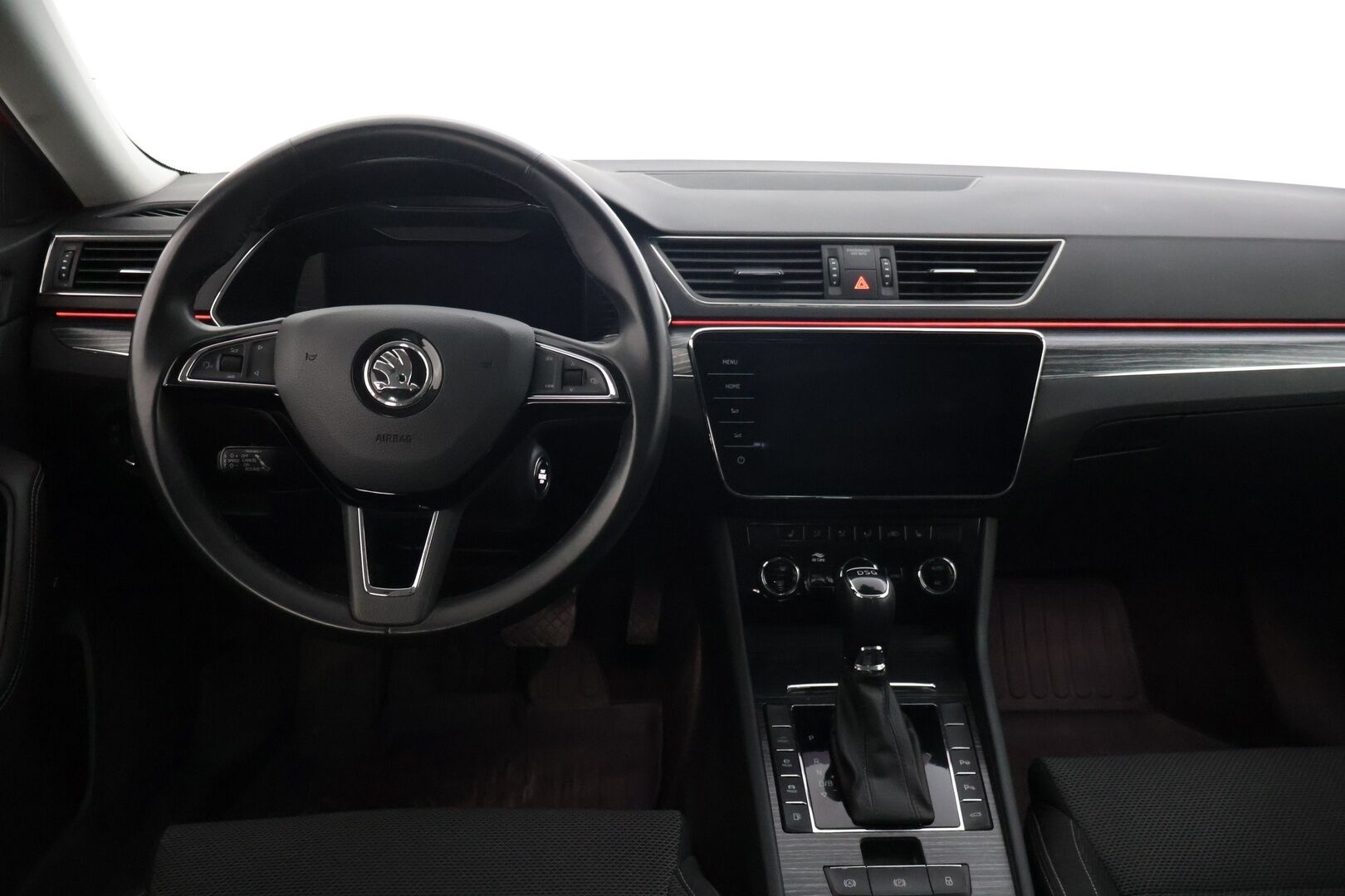 SKODA SUPERB 2020 1,4 TSI PHEV Style iV DSG Autom. *ACC / Matrix-ajovalot / Muistipenkki / P-kamera * - *Hyvin huollettu / Kahdet renkaat alumiinivanteilla * - HULLUT AVAJAISHULINAT KORKOTARJOUS 3,29 %