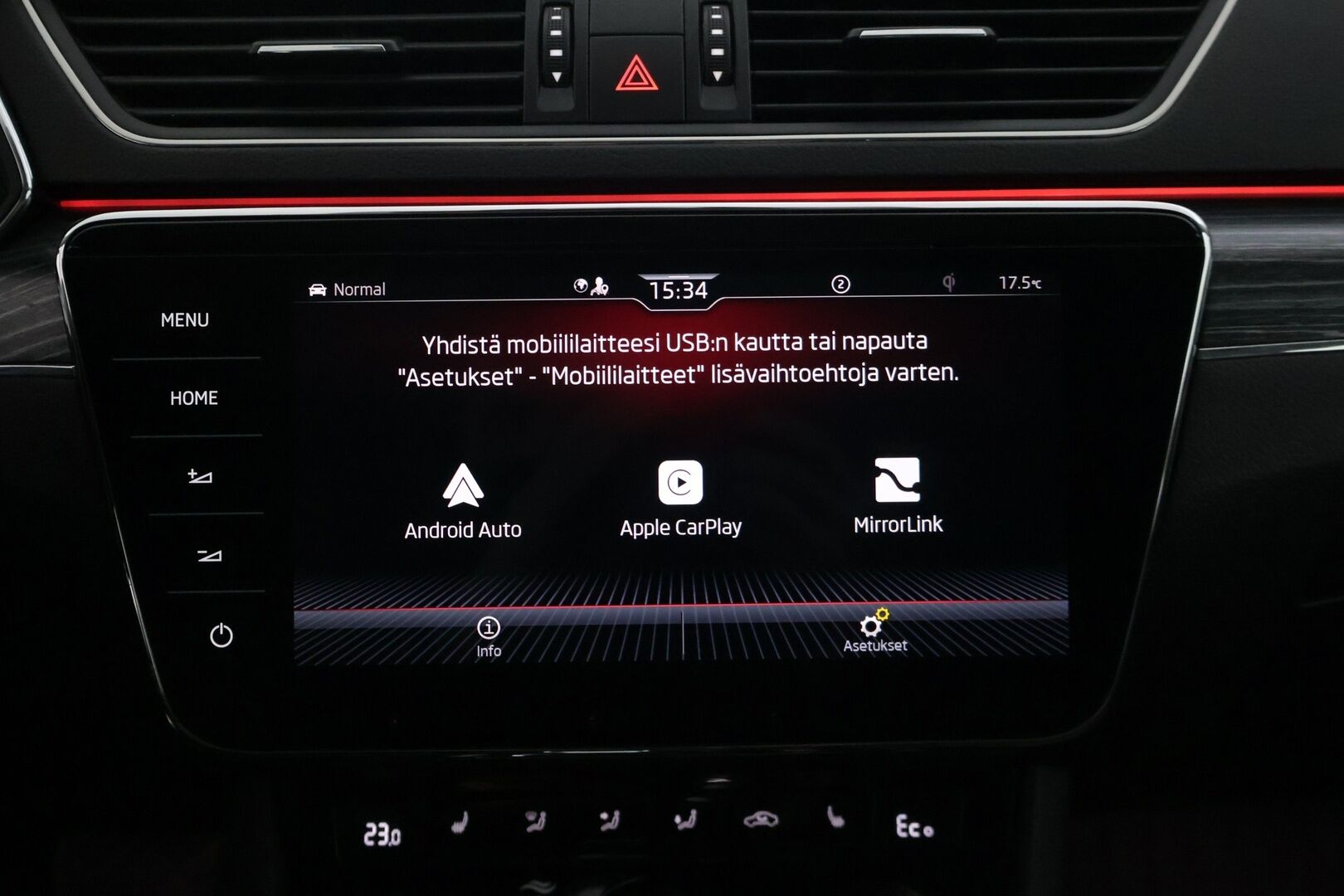 SKODA SUPERB 2020 1,4 TSI PHEV Style iV DSG Autom. *ACC / Matrix-ajovalot / Muistipenkki / P-kamera * - *Hyvin huollettu / Kahdet renkaat alumiinivanteilla * - HULLUT AVAJAISHULINAT KORKOTARJOUS 3,29 %