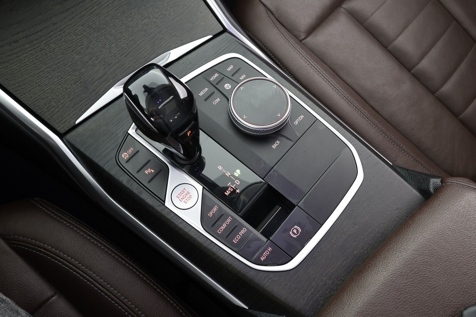 BMW 320 2021 d G20 Sedan A xDrive Business Luxury MHEV * ACC / Webasto / P.kamera / LED / Comfort access / Navi * - 1.Om / Kahdet renkaat