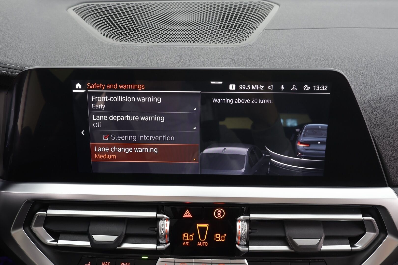 BMW 320 2021 d G20 Sedan A xDrive Business Luxury MHEV * ACC / Webasto / P.kamera / LED / Comfort access / Navi * - 1.Om / Kahdet renkaat