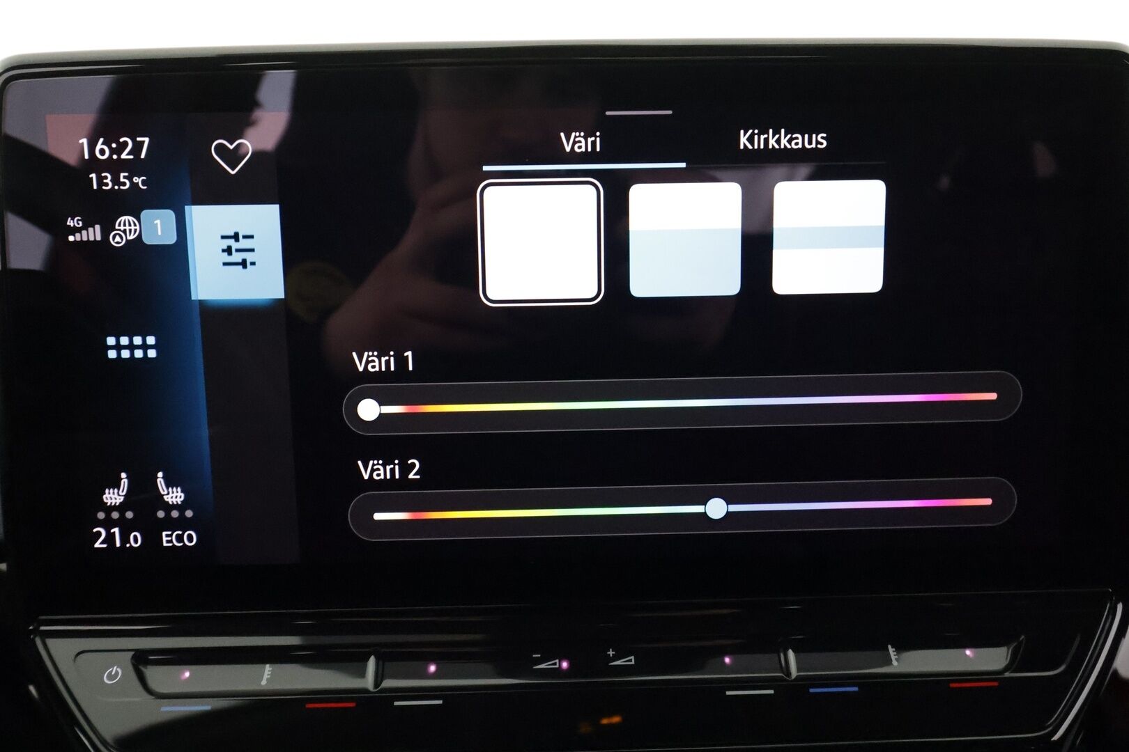 Volkswagen ID.4 2022 GTX Dual Motor AWD Business Max * ILP / ACC / Matrix / 360 / Hierovat Sportpenkit / Navi / Kaistavahti / Keyless * - 1-om Suomi-auto / Akku kuntotarkastettu / 2x Latauskaapelit / Kahdet renkaat aluvanteilla - HULLUT AVAJAISHULINAT KORKOTARJOUS 3,29 %