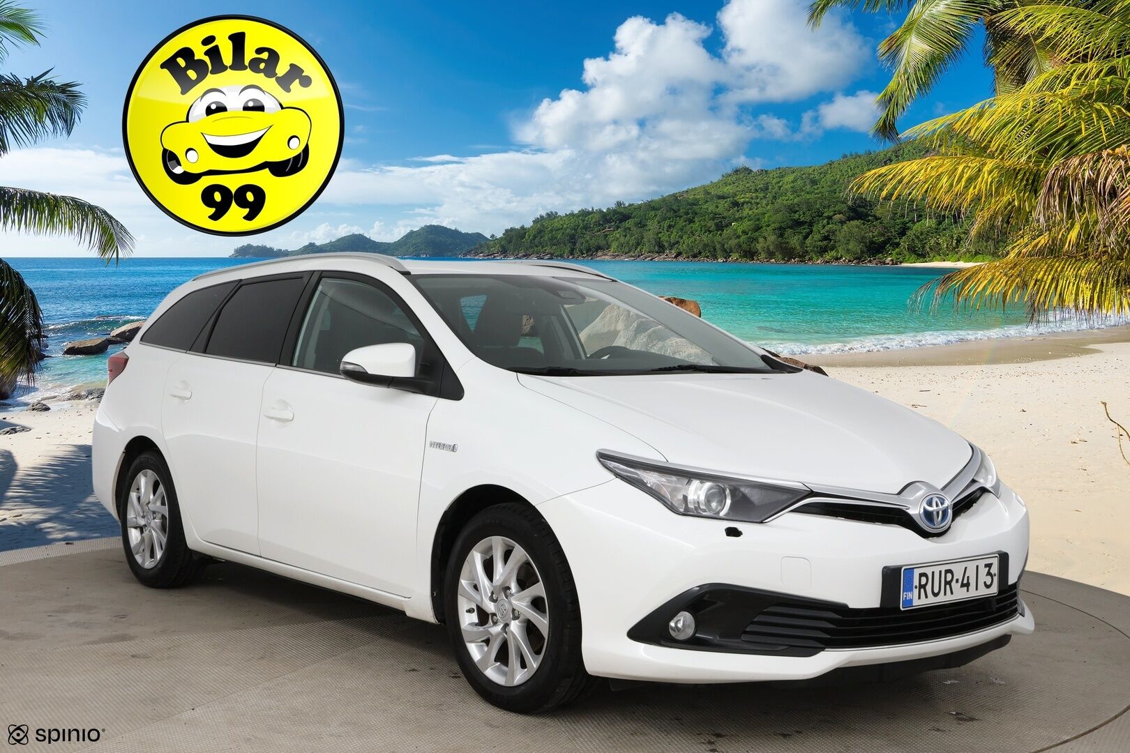 Toyota Auris 2017 Touring Sports 1,8 Hybrid Active / Vakkari / P. Kamera / Lohkolämmitin / 2x renkaat - kahdet hyväkuntoiset renkaat vanteineen! 