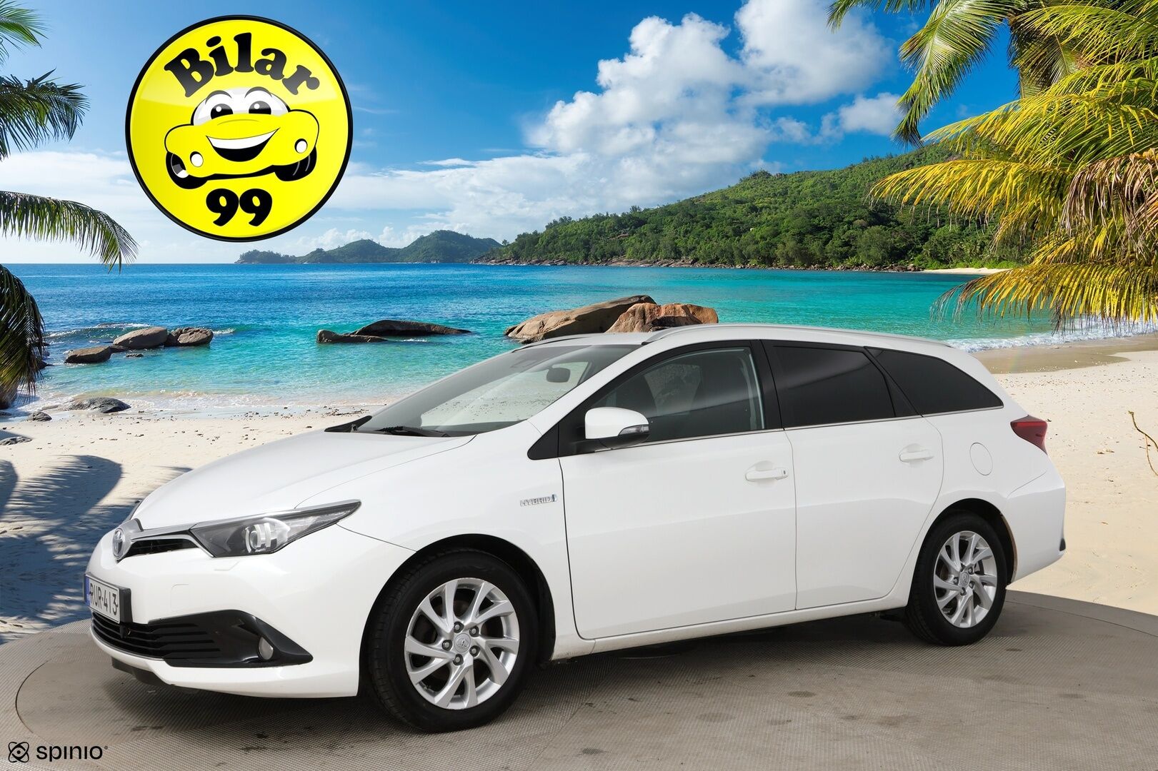 Toyota Auris 2017 Touring Sports 1,8 Hybrid Active / Vakkari / P. Kamera / Lohkolämmitin / 2x renkaat - kahdet hyväkuntoiset renkaat vanteineen! 