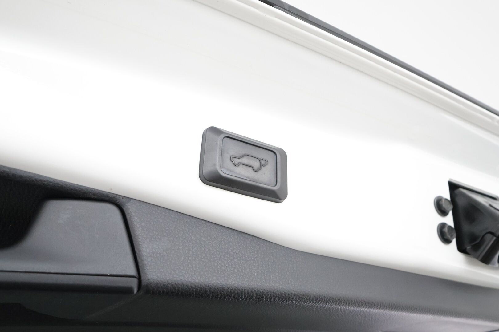 Toyota RAV4 2019 2,5 Hybrid AWD-i Active * Adapt.Vakkari / Peruutuskamera / LED / KeylessGo / Sähköluukku / Ratinlämmitys - Kahdet renkaat aluvanteilla / Juuri tullut Tampereelle!