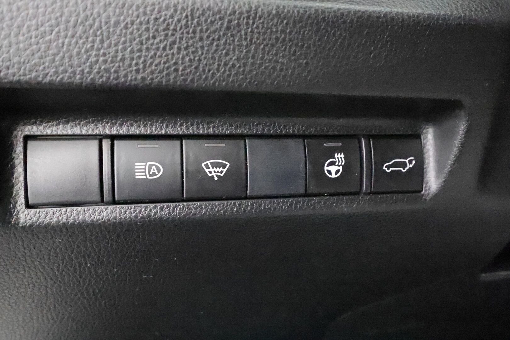 Toyota RAV4 2019 2,5 Hybrid AWD-i Active * ACC / P.kamera / LED / KeylessGo / Sähköluukku * - Kahdet renkaat aluvanteilla - HULLUT JOULUT KORKOTARJOUS 2,49% 