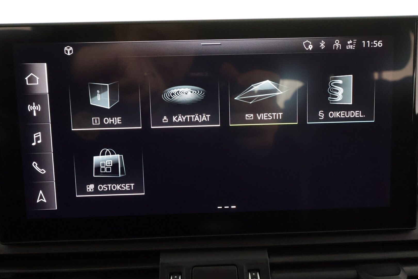 Audi Q5 2022 Advanced 50 TFSI e 220 kW quattro S tronic Electrified Edition * ACC / P.kamera / LED / Ilma-alusta / Koukku * - 1.Om Suomi-auto / Kahdet renkaat aluvanteilla