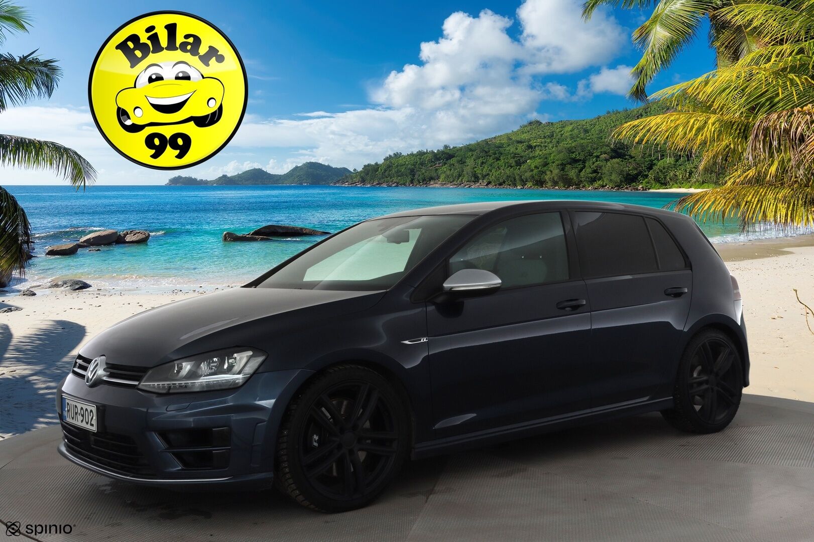 Volkswagen Golf 2016 R 2,0 TSI 221 kW 4MOTION DSG * ACC / P.kamera / Xenon / Sporttipenkit / Apple&Android * - Kahdet renkaat aluvanteilla 