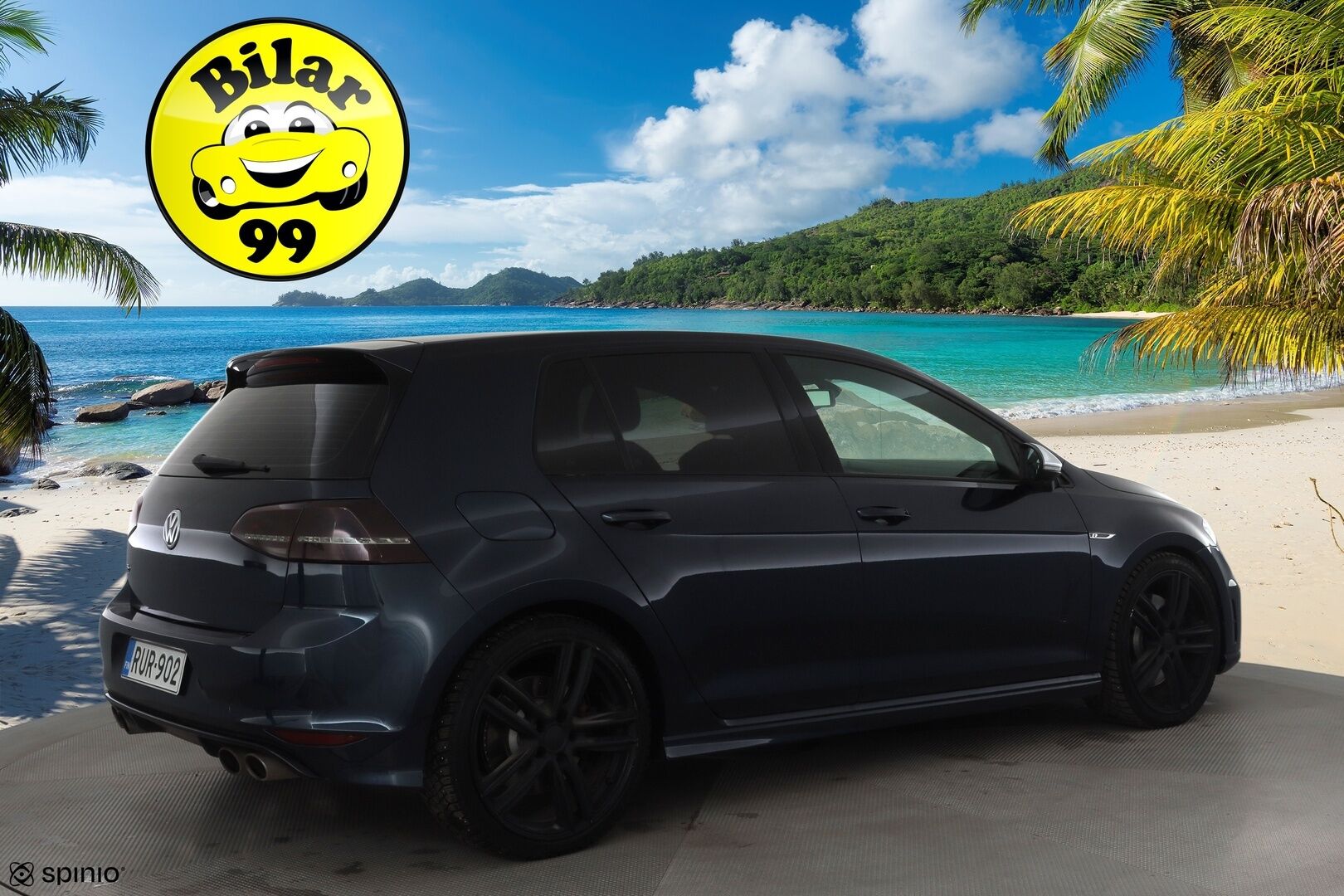 Volkswagen Golf 2016 R 2,0 TSI 221 kW 4MOTION DSG * ACC / P.kamera / Xenon / Sporttipenkit / Apple&Android * - Kahdet renkaat aluvanteilla 