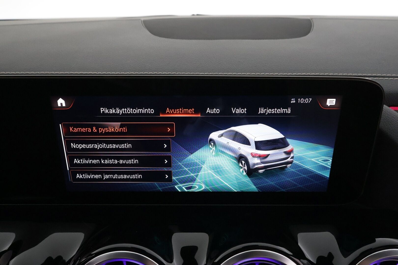 Mercedes-Benz GLA 2022 250 e A Business EQ Power * Panorama / Distronic / Widescreen / P.Kamera / Multibeam / Sportnahat Muistilla * - 1-om Suomi-auto / Akku kuntotarkastettu SoH 97% / 2x Latauskaapelit / Kahdet renkaat aluvanteila