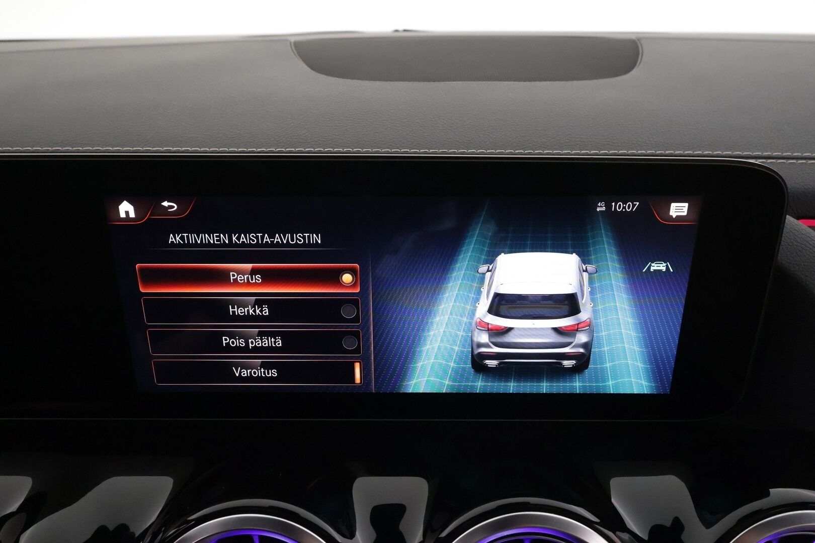 Mercedes-Benz GLA 2022 250 e A Business EQ Power * Panorama / Distronic / Widescreen / P.Kamera / Multibeam / Sportnahat Muistilla * - 1-om Suomi-auto / Akku kuntotarkastettu SoH 97% / 2x Latauskaapelit / Kahdet renkaat aluvanteila