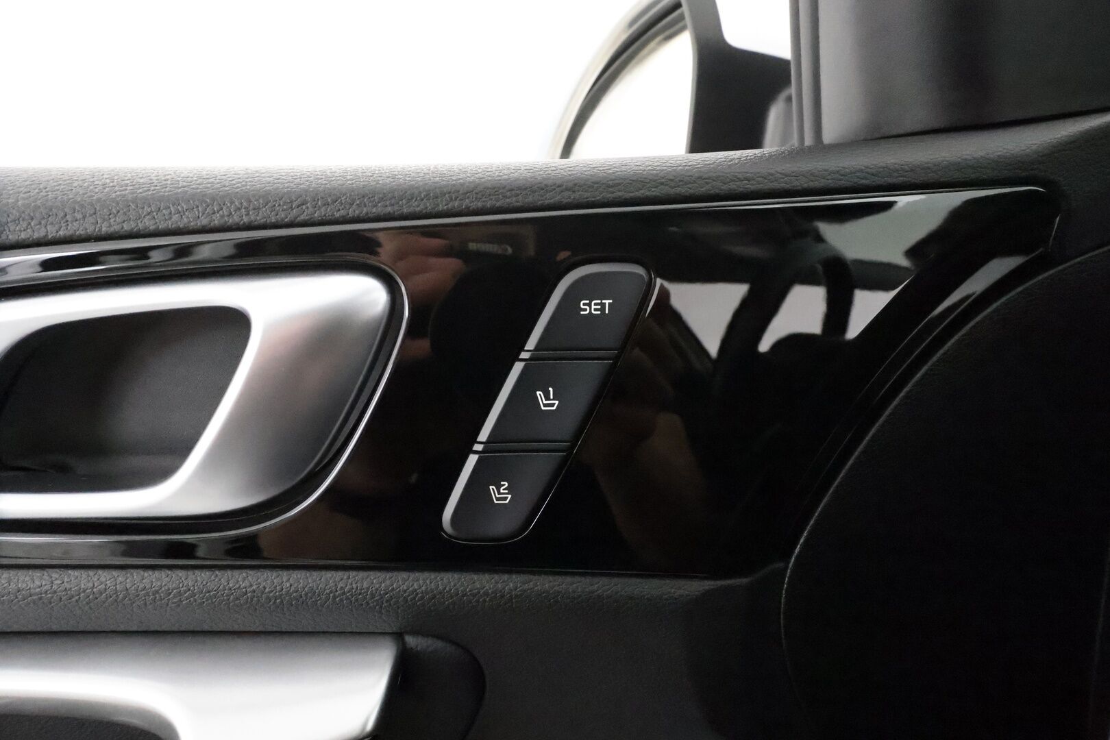 Kia Ceed 2022 1,6 GDI Plug-In Hybrid Business Premium SW DCT *ACC / Kamera / LED-valot / Ilmastoitu Muistipenkki* - Suomi-auto / Molemmat Latauskaapelit / Kahdet Kian alumiinivanteet