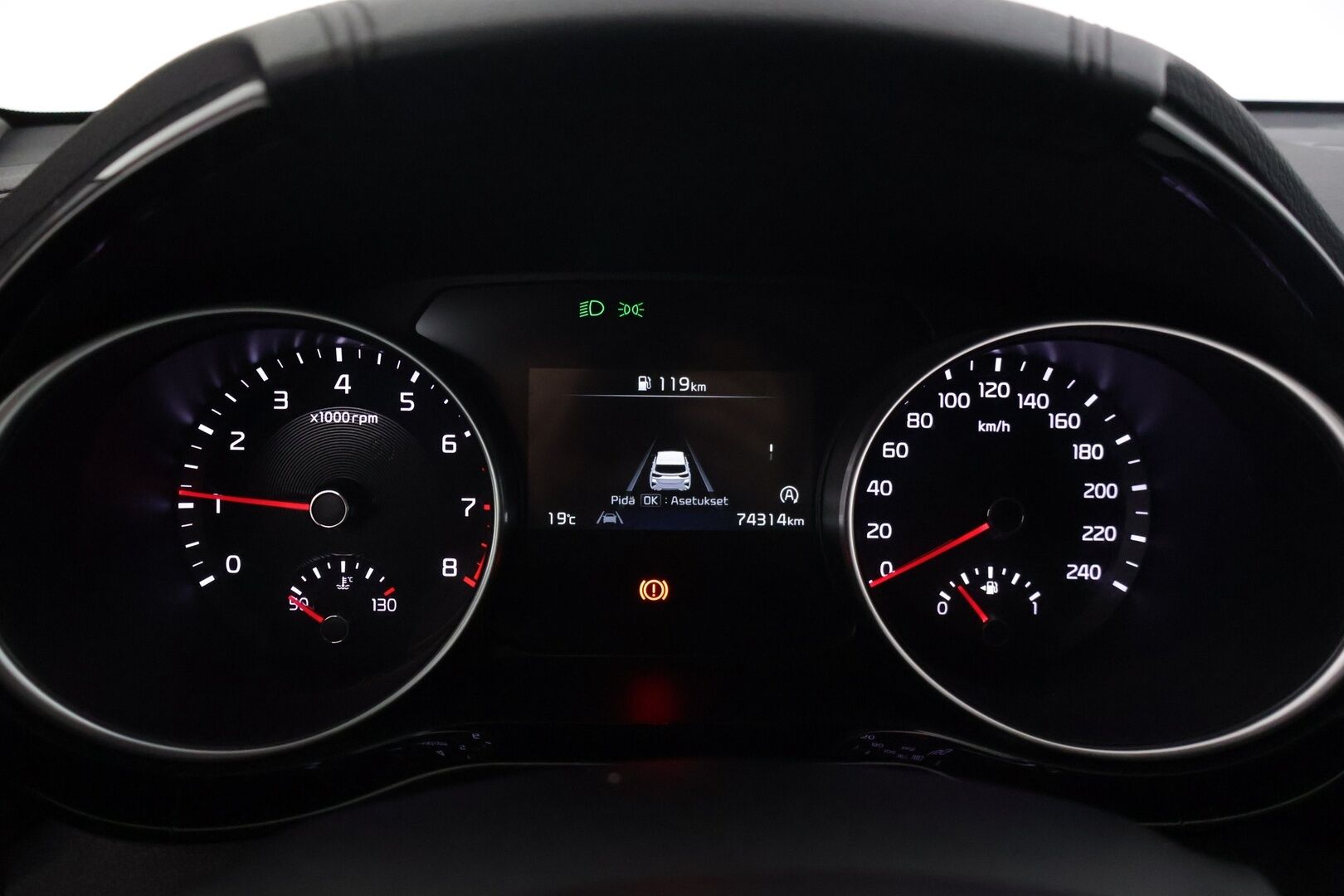 Kia Ceed 2022 1,0 T-GDI 120hv EX * 1-om. Suomiauto / Lohko+sisälämmitin / Kamera / Lämm. tuulilasi / Kaistavahti / Ratinlämmitin * - Facelift-malli & tehokkaammalla moottorilla! / App connect / Aut. Ilmastointi / 2x renkaat aluvanteilla - HULLUT AVAJAISHULINAT KORKOTARJOUS 3,29 %