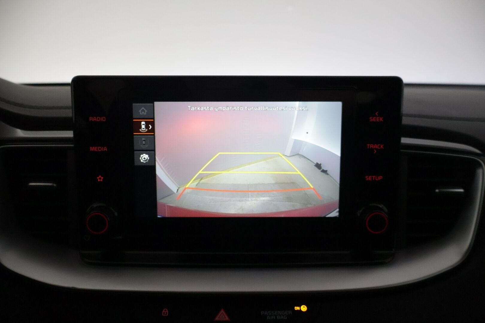 Kia Ceed 2022 1,0 T-GDI 120hv EX * 1-om. Suomiauto / Lohko+sisälämmitin / Kamera / Lämm. tuulilasi / Kaistavahti / Ratinlämmitin * - Facelift-malli & tehokkaammalla moottorilla! / App connect / Aut. Ilmastointi / 2x renkaat aluvanteilla - HULLUT AVAJAISHULINAT KORKOTARJOUS 3,29 %