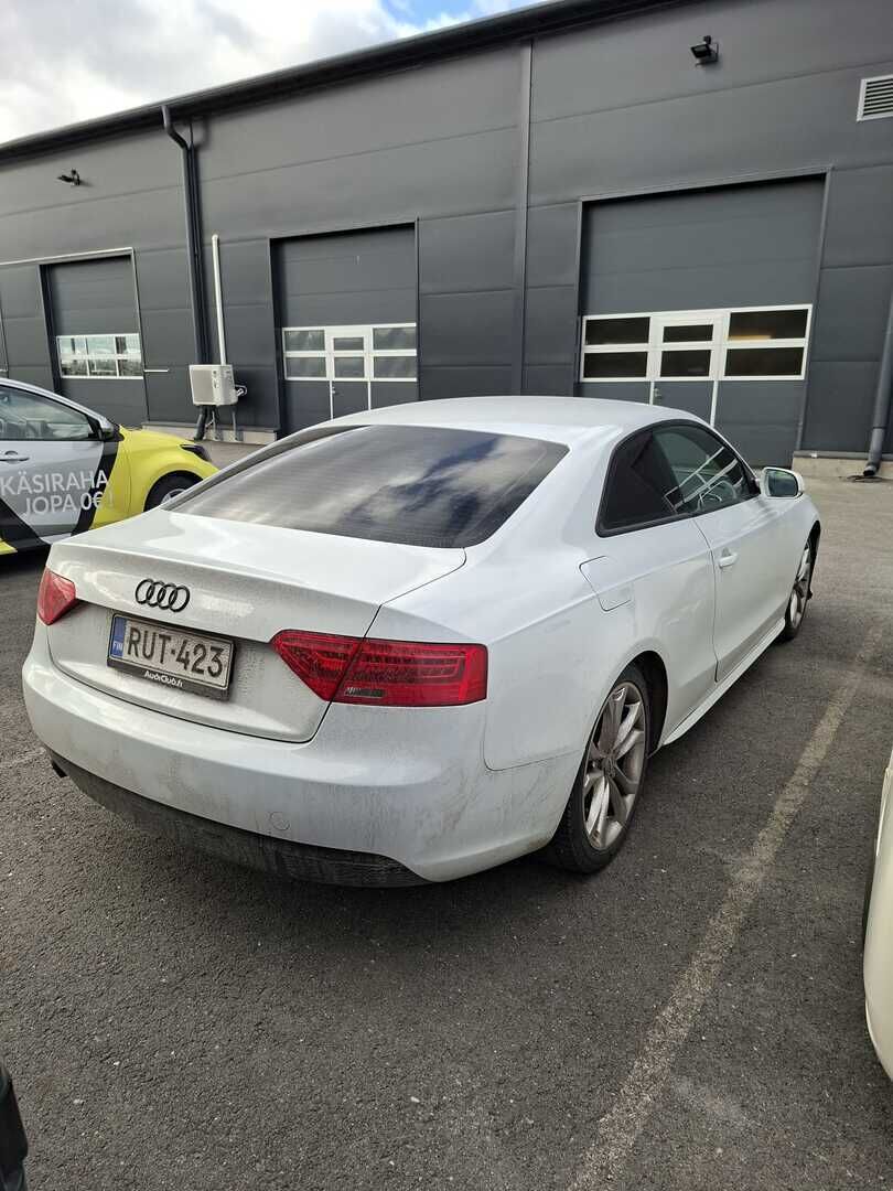 Audi A5 2011 Coupé 2,0 TFSI 155 kW quattro *S-Line / Vakkari / Lohko + pistoke / Nahka-Alcantara* - Kahdet renkaat / Särmä huoltohistoria - HULLUT AVAJAISHULINAT KORKOTARJOUS 3,29 %