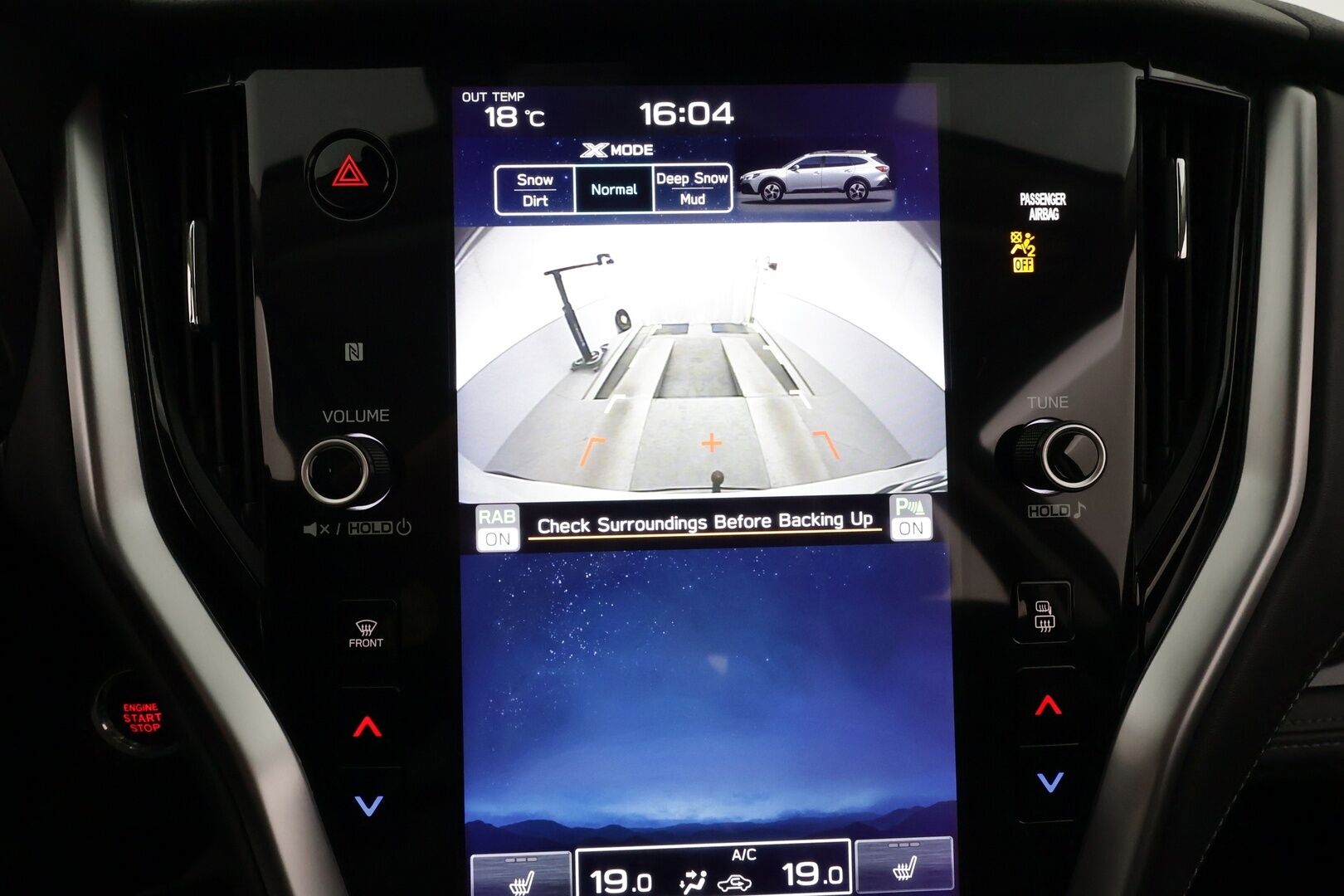Subaru Outback 2021 2,5i Limited CVT **1Om Suomiauto / Adapt.Vakkari / Vetokoukku / Peruutuskamera / Lohko & Sisäpistoke / Nahkasisusta ** - 3,99 % KORKOTARJOUS TÄHÄN AUTOON - Navi / KeyLessGo / Kahdet renkaat / Supervarusteet!!  