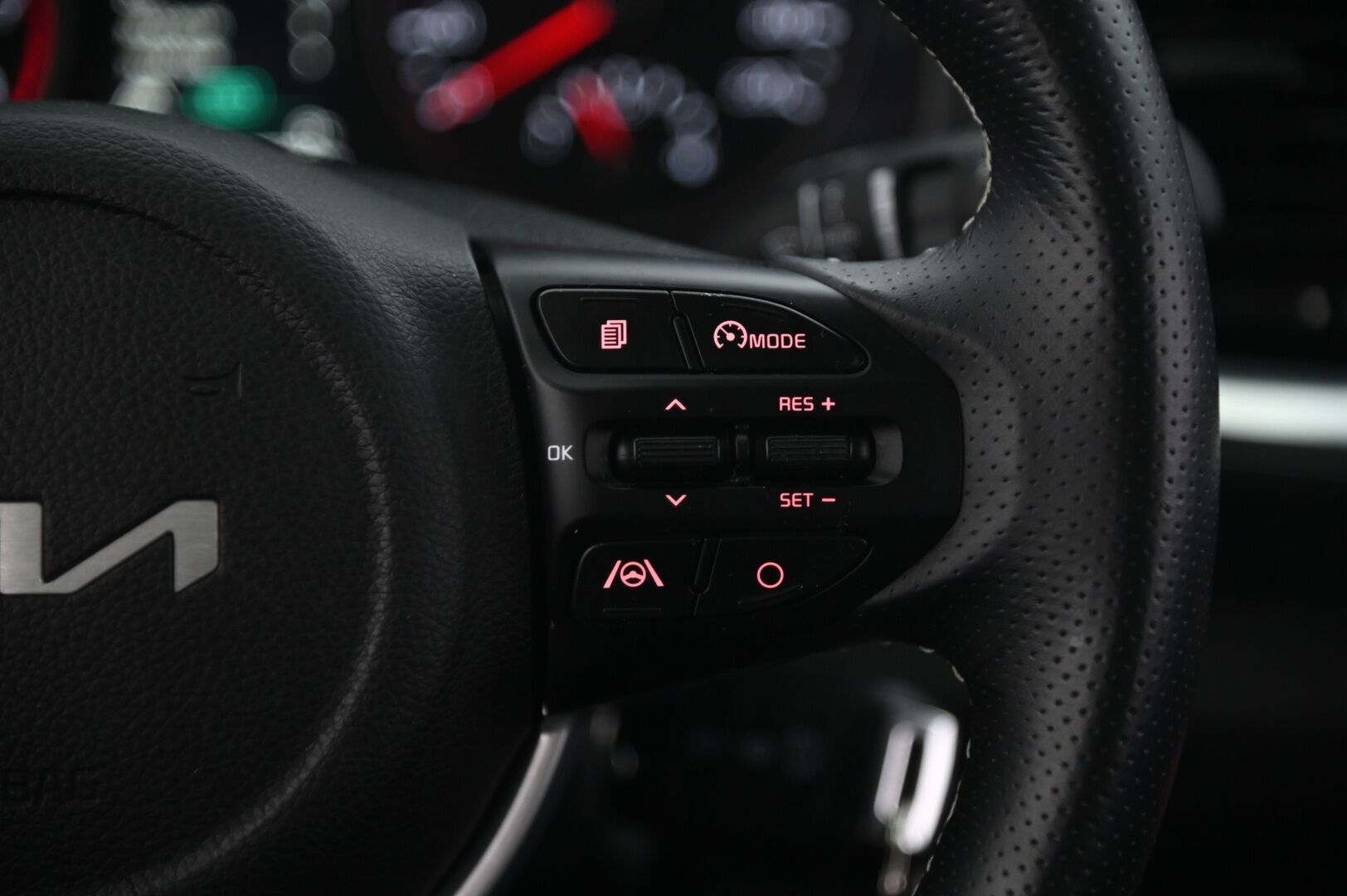 Kia Stonic 2022 1,0 T-GDI 100hv EX Design DCT *Premiun Pack / Kamera / Erikoisistuimet / App connect / Suomiauto* - 1.Omisteinen / Merkkihuollettu / 2x Alut / Pitkä leima / Todella siisti - HULLUT AVAJAISHULINAT KORKOTARJOUS 3,29 %