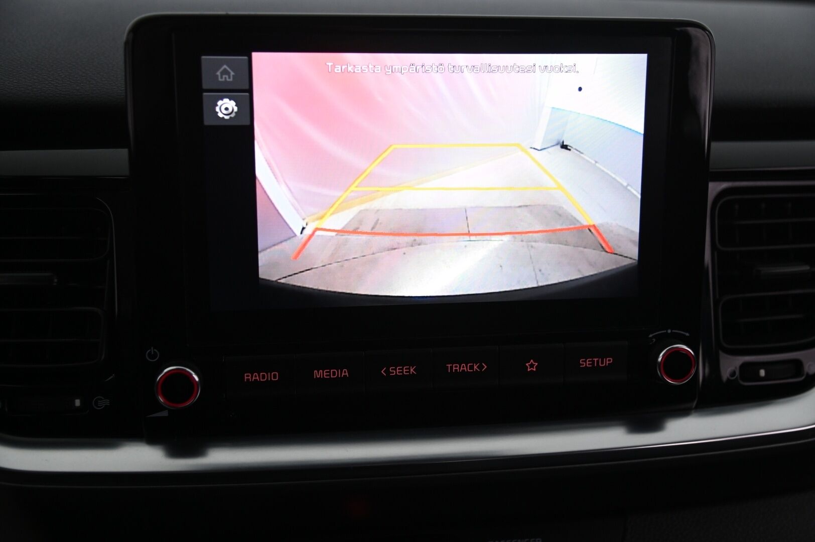 Kia Stonic 2022 1,0 T-GDI 100hv EX Design DCT *Premiun Pack / Kamera / Erikoisistuimet / App connect / Suomiauto* - 1.Omisteinen / Merkkihuollettu / 2x Alut / Pitkä leima / Todella siisti - HULLUT AVAJAISHULINAT KORKOTARJOUS 3,29 %