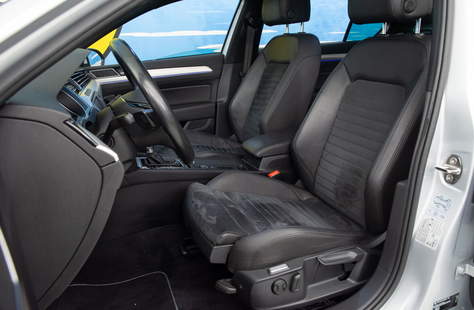 VOLKSWAGEN PASSAT 2016 Sedan GTE Plug-In Hybrid * Adapt.vakkari / Kattoikkuna / Alcantara / P-Kamera / - * Kahdet renkaat vanteilla / Panorama / Akku kuntotarkastettu - HULLUT AVAJAISHULINAT KORKOTARJOUS 3,29 %