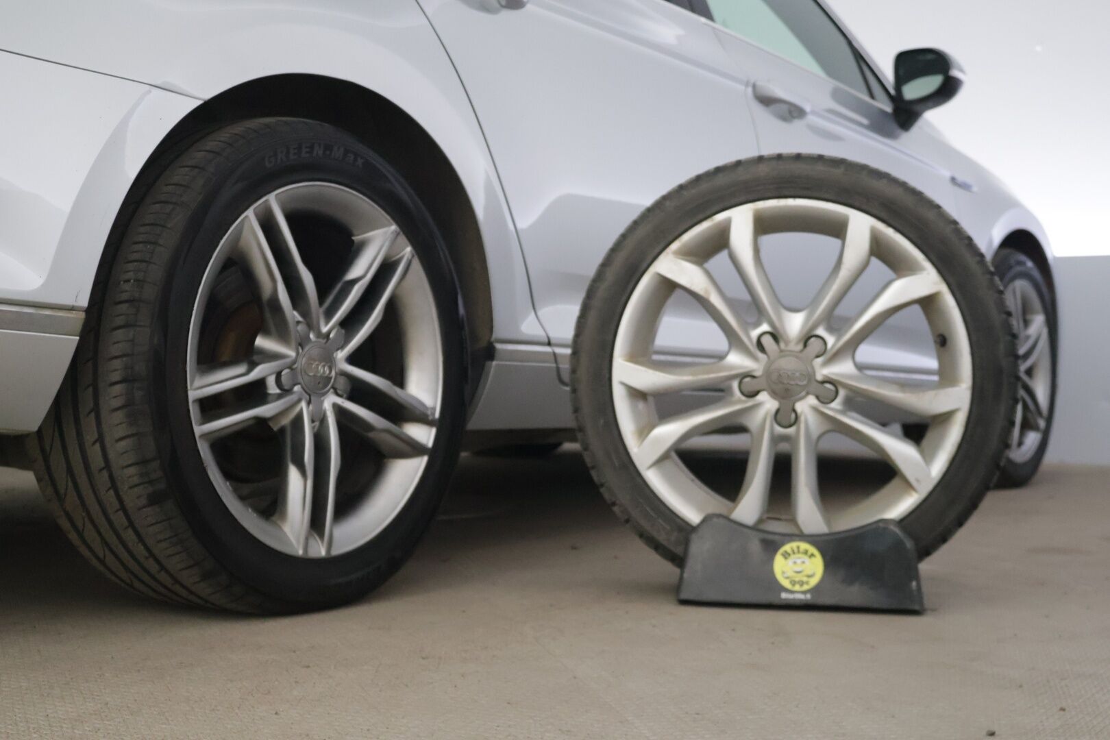 VOLKSWAGEN PASSAT 2016 Sedan GTE Plug-In Hybrid * Adapt.vakkari / Kattoikkuna / Alcantara / P-Kamera / - * Kahdet renkaat vanteilla / Panorama / Akku kuntotarkastettu - HULLUT AVAJAISHULINAT KORKOTARJOUS 3,29 %