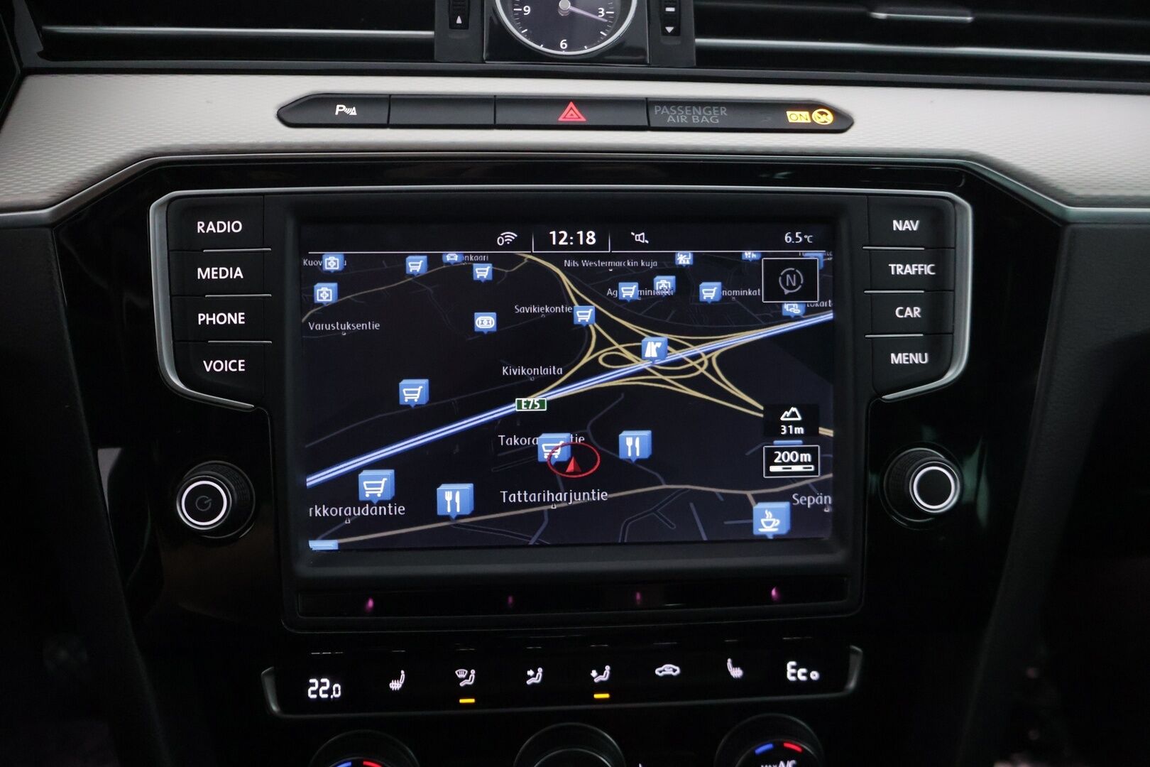 VOLKSWAGEN PASSAT 2016 Sedan GTE Plug-In Hybrid - | Adapt. Vakkari | Kattoikkuna | Alcantara | P-Kamera | Kahdet renkaat vanteilla | Panorama | Akku kuntotarkastettu |