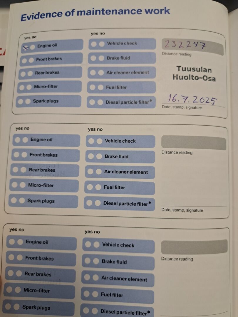 BMW 330 2007 xiA E91 Touring - YritysOutlet - Myydään vain yrityksille  **Sporttipenkit muistilla / Webasto / ACC / iDrive** - Kahdet renkaat vanteineen ja kattava huoltohistoria!