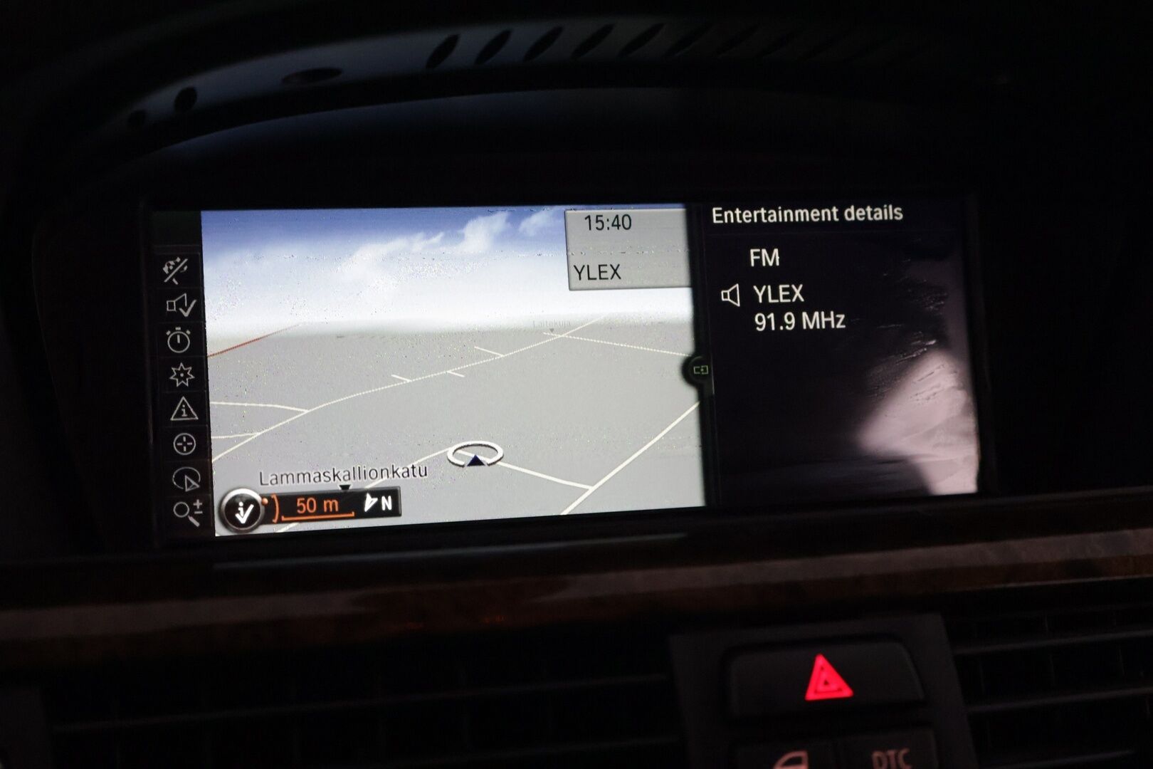 BMW 330 2007 xiA E91 Touring - YritysOutlet - Myydään vain yrityksille  **Sporttipenkit muistilla / Webasto / ACC / iDrive** - Kahdet renkaat vanteineen ja kattava huoltohistoria!