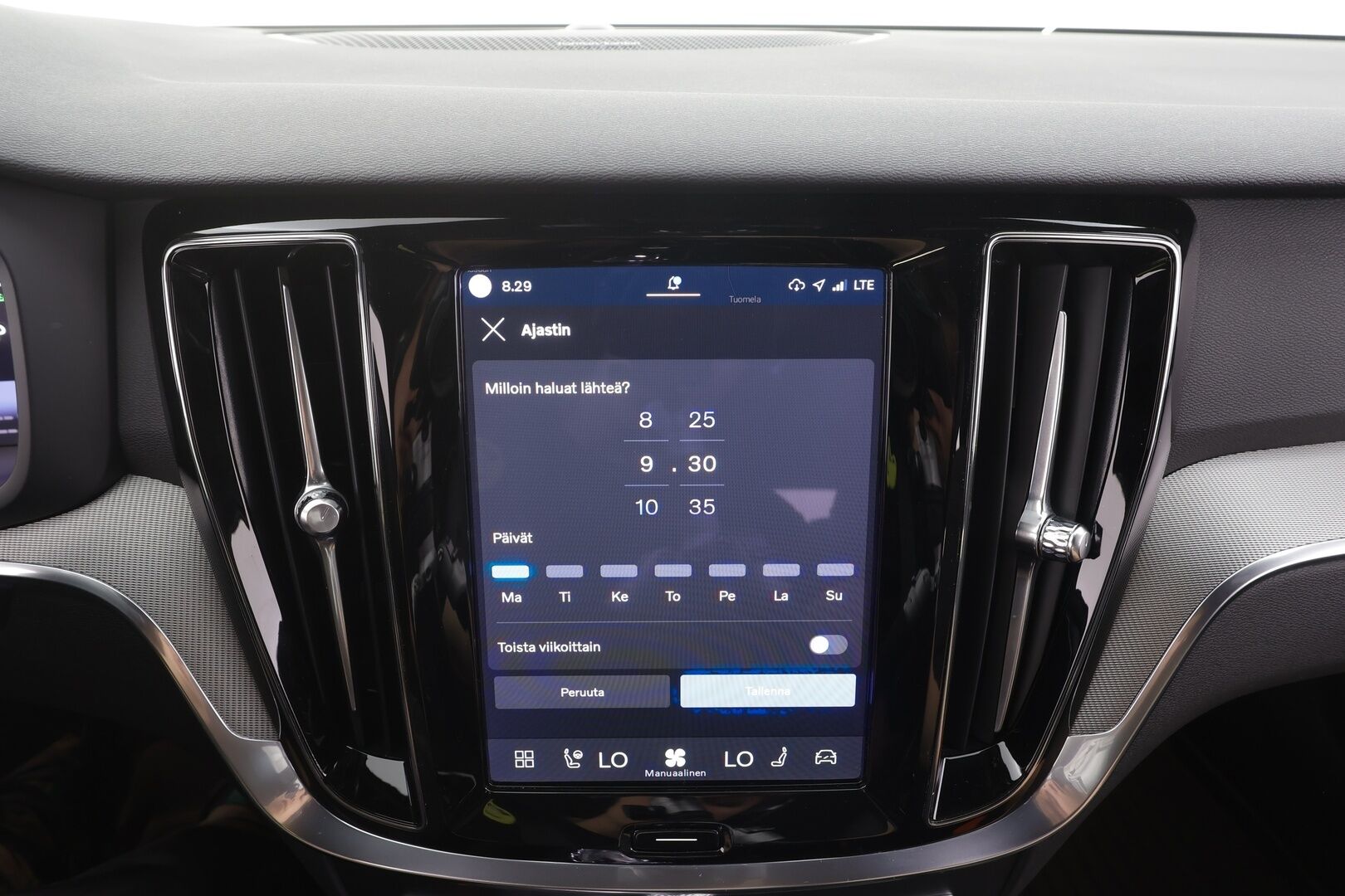 Volvo V60 2023 T6 AWD Long Range Plus Dark aut - | H&K | ACC | Full-LED | P.Kamera | Sporttipenkit Muistilla | Navi | Kaistavahti | Katveavustin | Keyless | Lisälämmitin | 1-om Suomi-auto | 2x Latauskaapelit | Kahdet renkaat | Merkkihuollot |