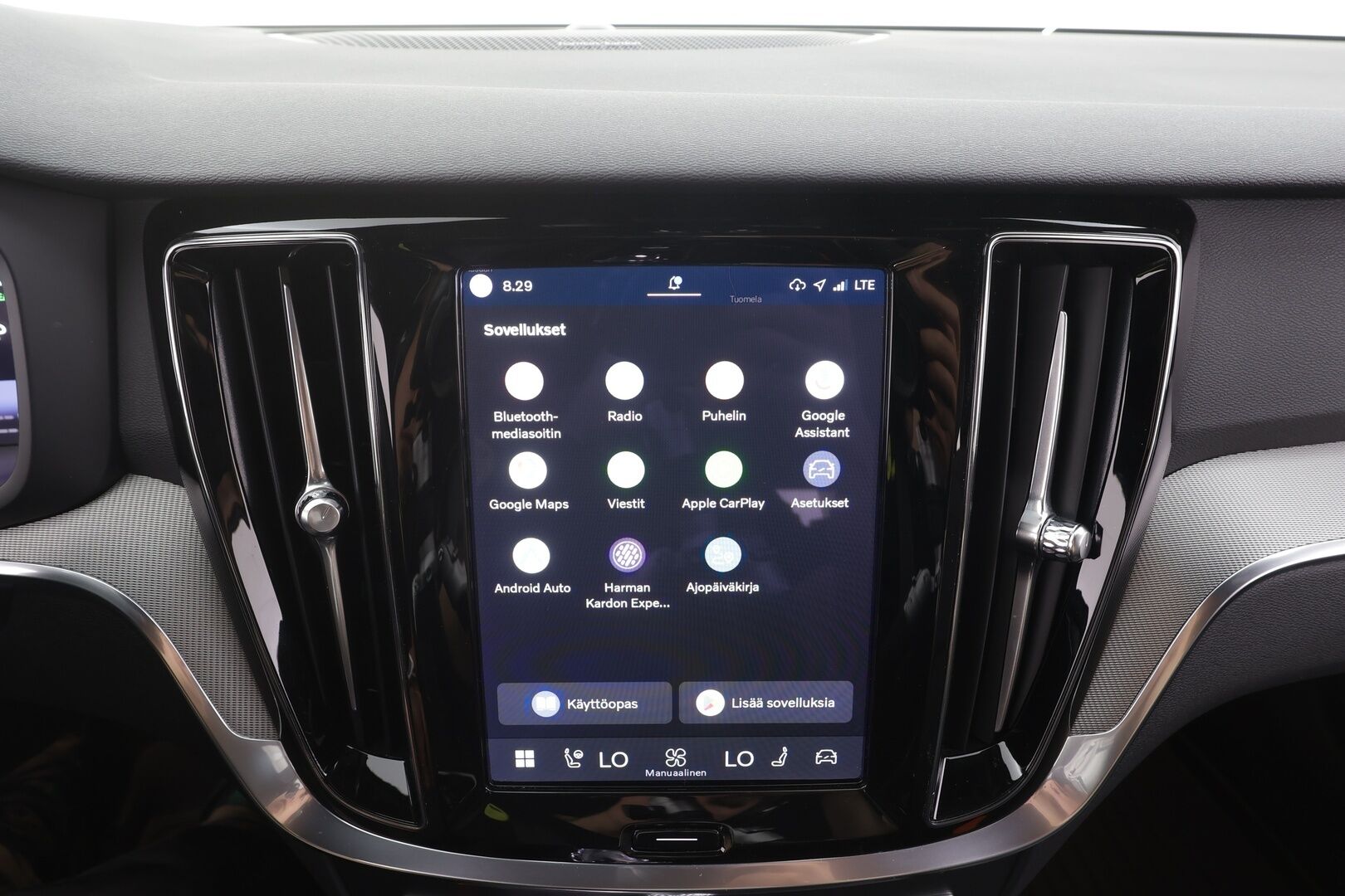 Volvo V60 2023 T6 AWD Long Range Plus Dark aut - | H&K | ACC | Full-LED | P.Kamera | Sporttipenkit Muistilla | Navi | Kaistavahti | Katveavustin | Keyless | Lisälämmitin | 1-om Suomi-auto | 2x Latauskaapelit | Kahdet renkaat | Merkkihuollot |