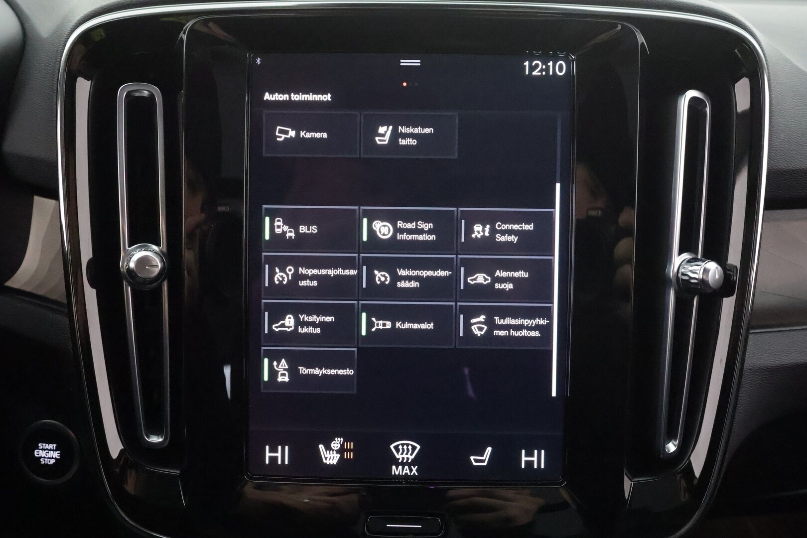 Volvo XC40 2023 T5 TwE Ultimate Bright aut * ACC / 360° / LED / Muistipenkki / Panorama / Koukku / Sporttinahat / KeylessGo / BLIS / H&K * - SOH: 97.5% / 1.Om Suomi-auto / Kahdet renkaat aluvanteilla / Merkkihuollettu